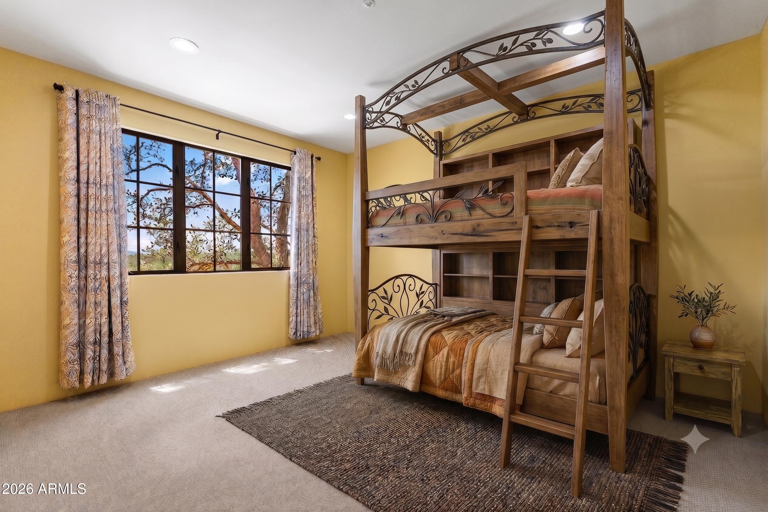 THUNDER MOUNTAIN RANCH - Residential