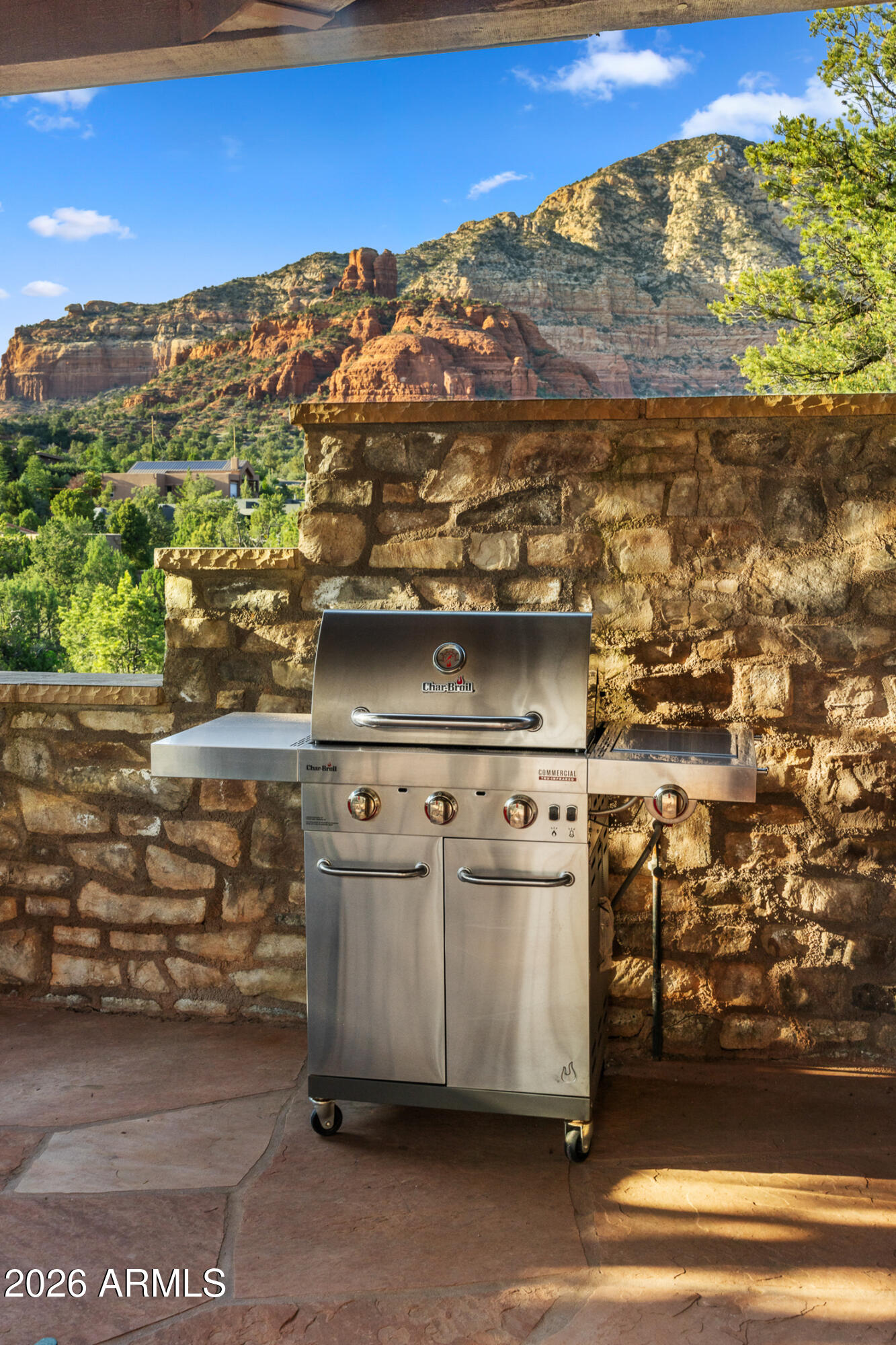 THUNDER MOUNTAIN RANCH - Residential