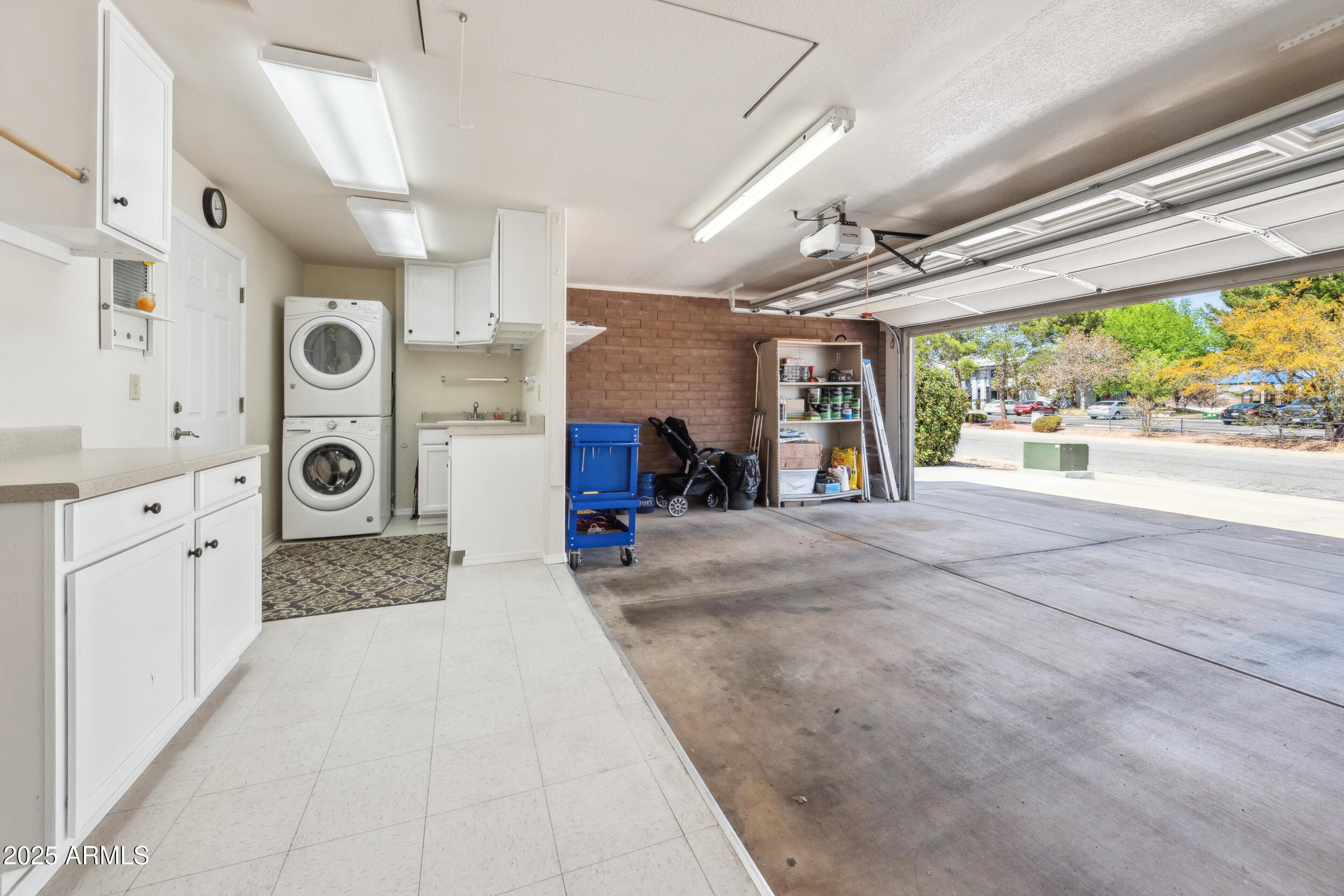QUAIL HOLLOW - Residential