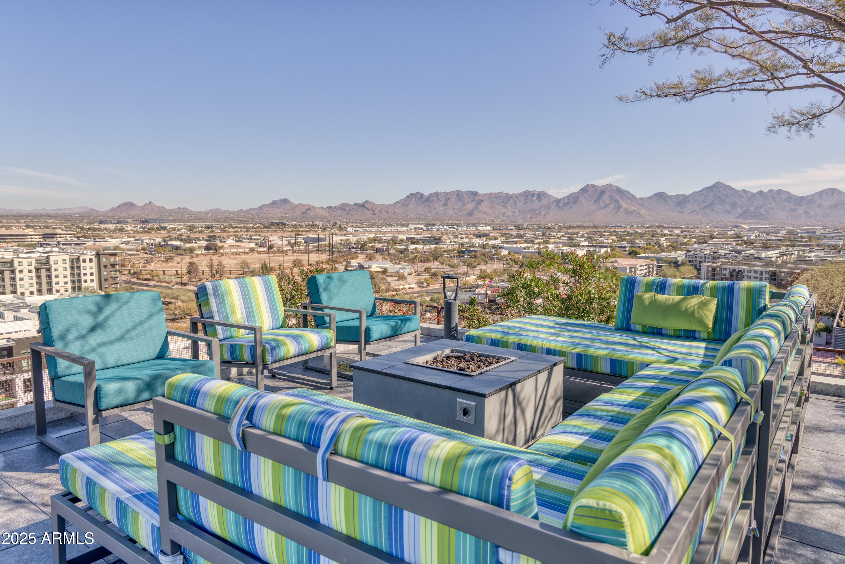 OPTIMA KIERLAND CENTER 7120 CONDOMINIUM 2ND AMD - Residential