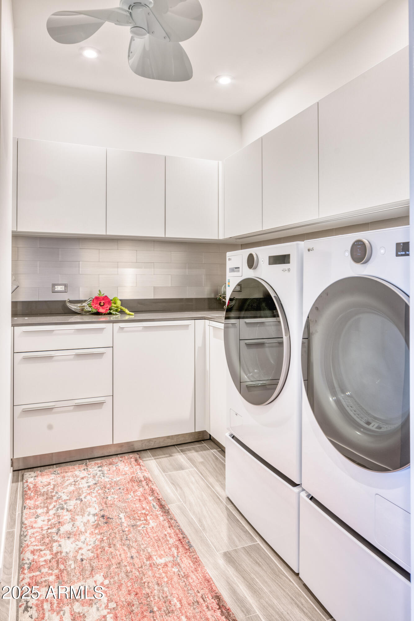 OPTIMA KIERLAND CENTER 7120 CONDOMINIUM 2ND AMD - Residential