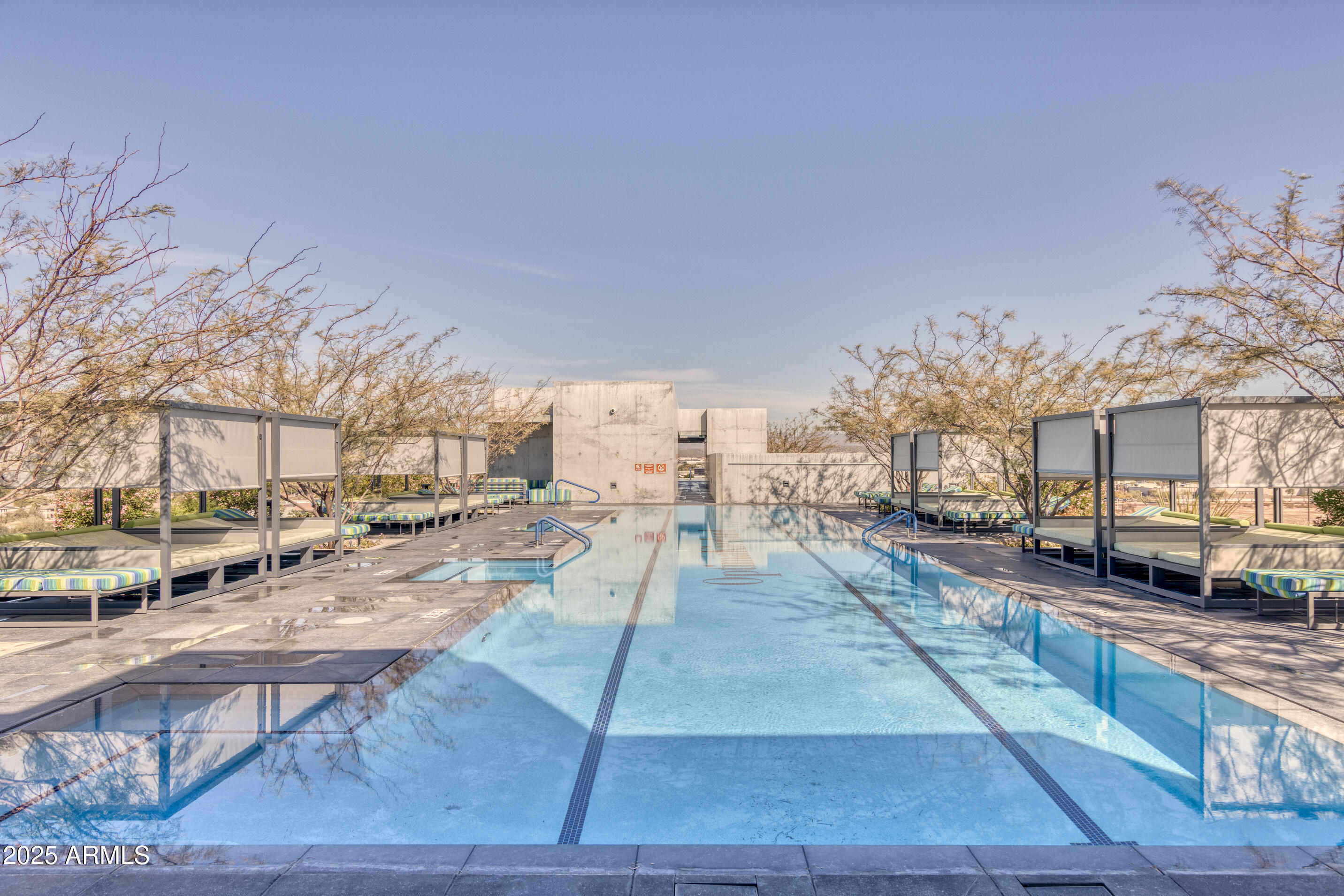 OPTIMA KIERLAND CENTER 7120 CONDOMINIUM 2ND AMD - Residential