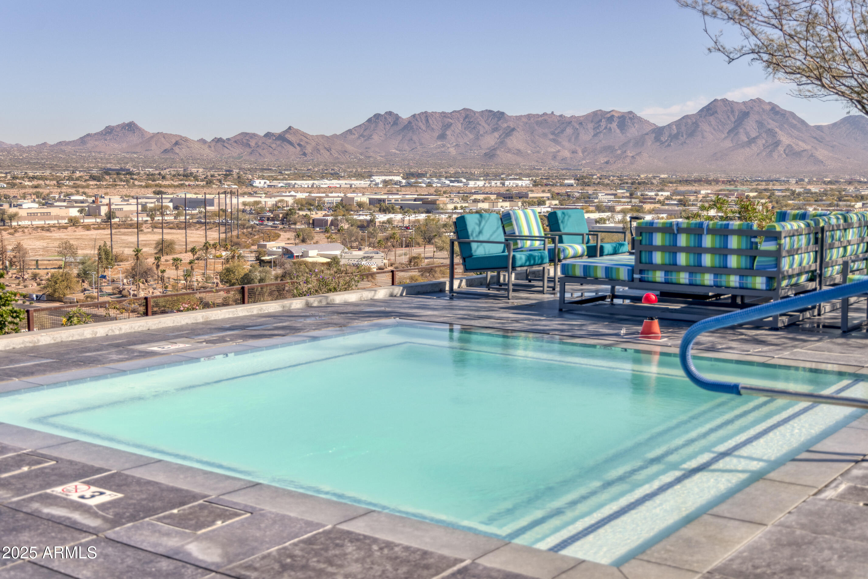 OPTIMA KIERLAND CENTER 7120 CONDOMINIUM 2ND AMD - Residential