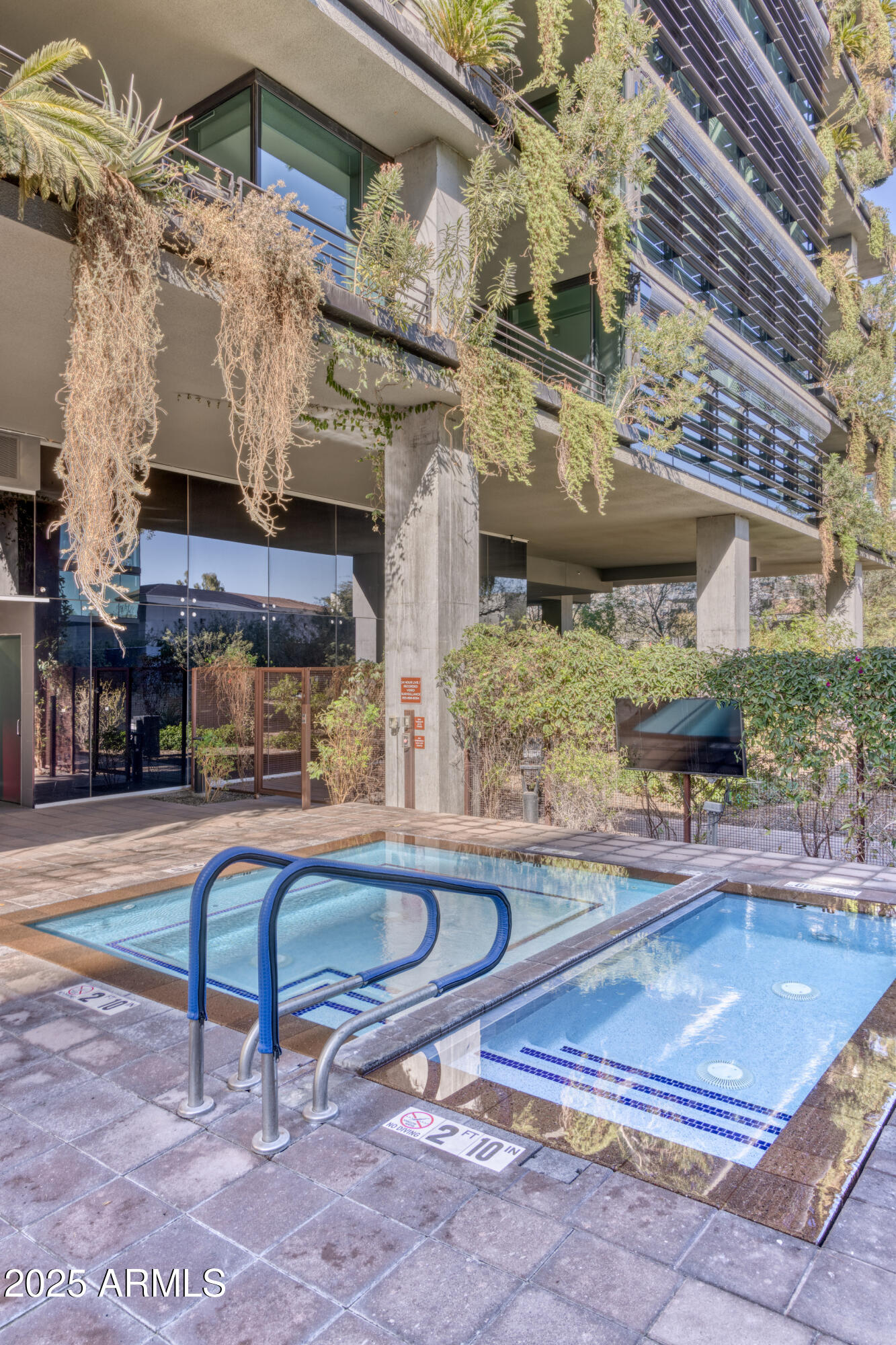 OPTIMA KIERLAND CENTER 7120 CONDOMINIUM 2ND AMD - Residential