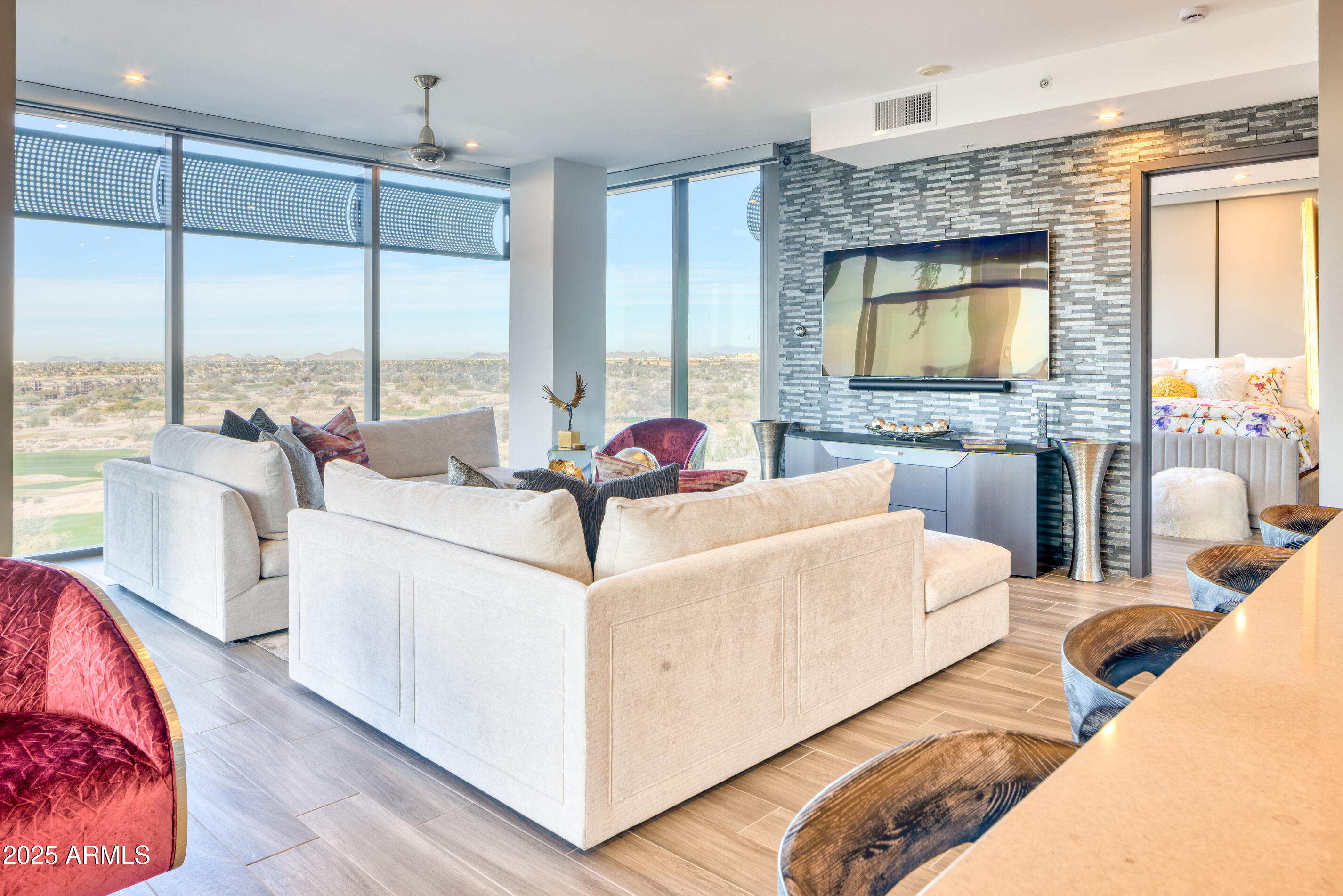 OPTIMA KIERLAND CENTER 7120 CONDOMINIUM 2ND AMD - Residential
