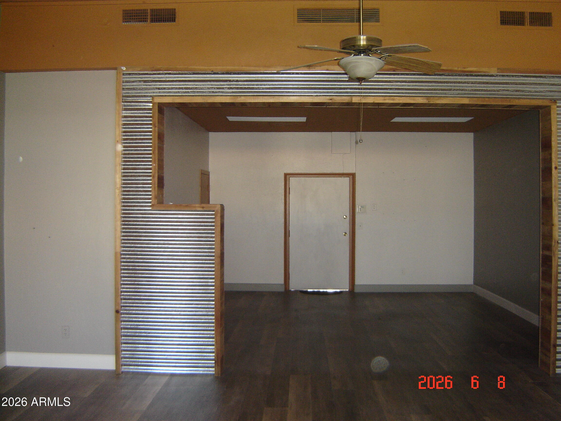 CURRY - Commercial Lease