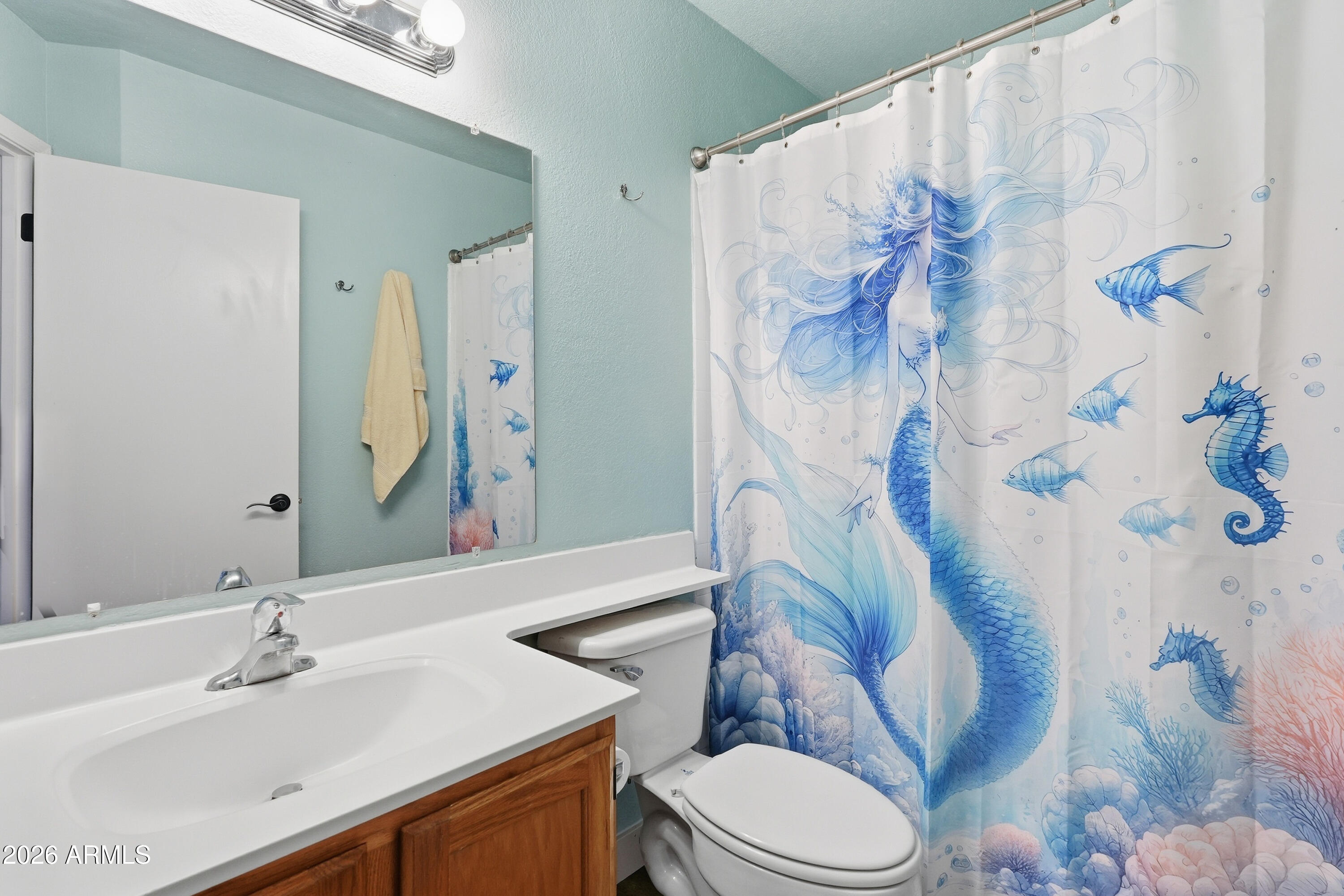 TWELVE OAKS - Residential