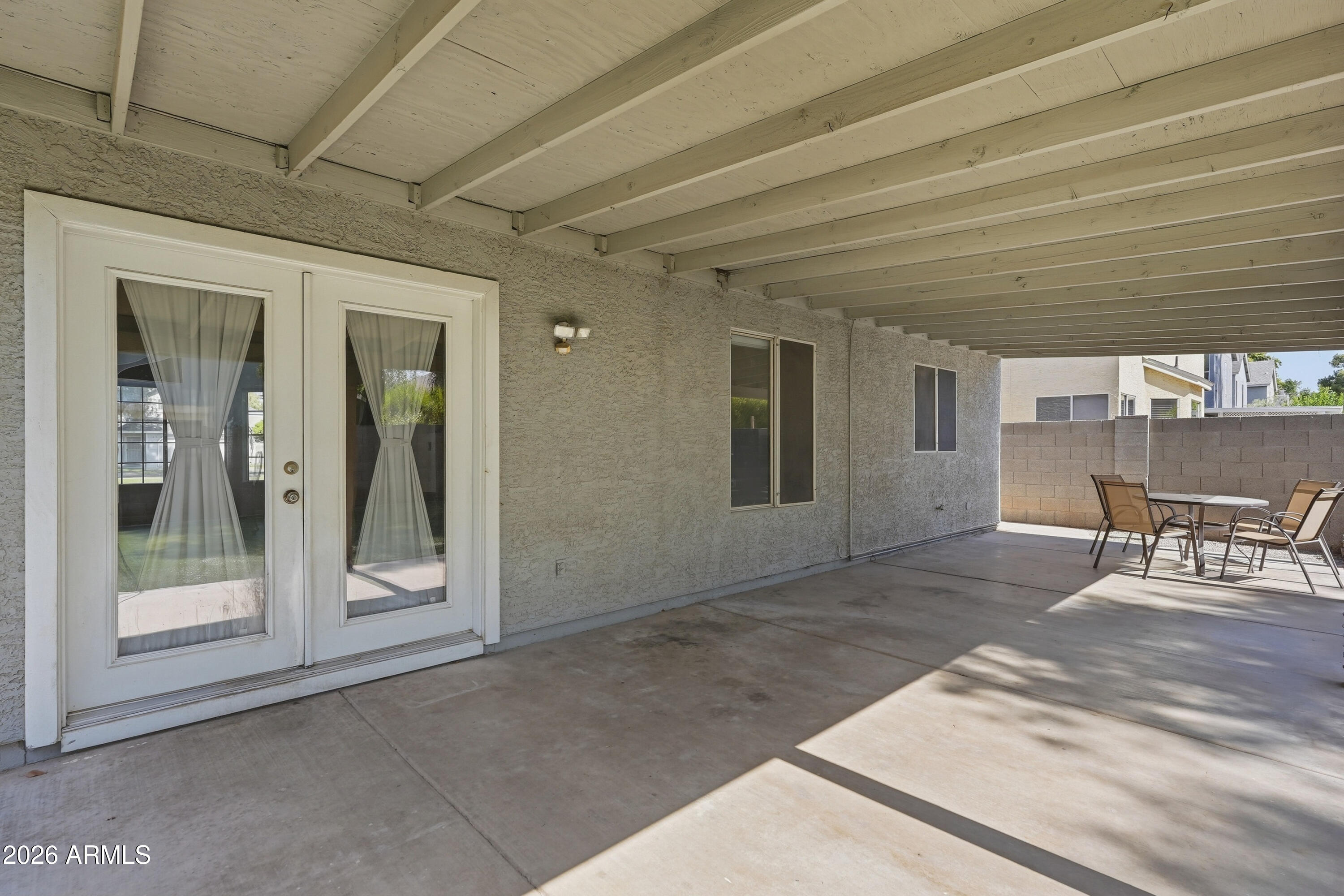 TWELVE OAKS - Residential