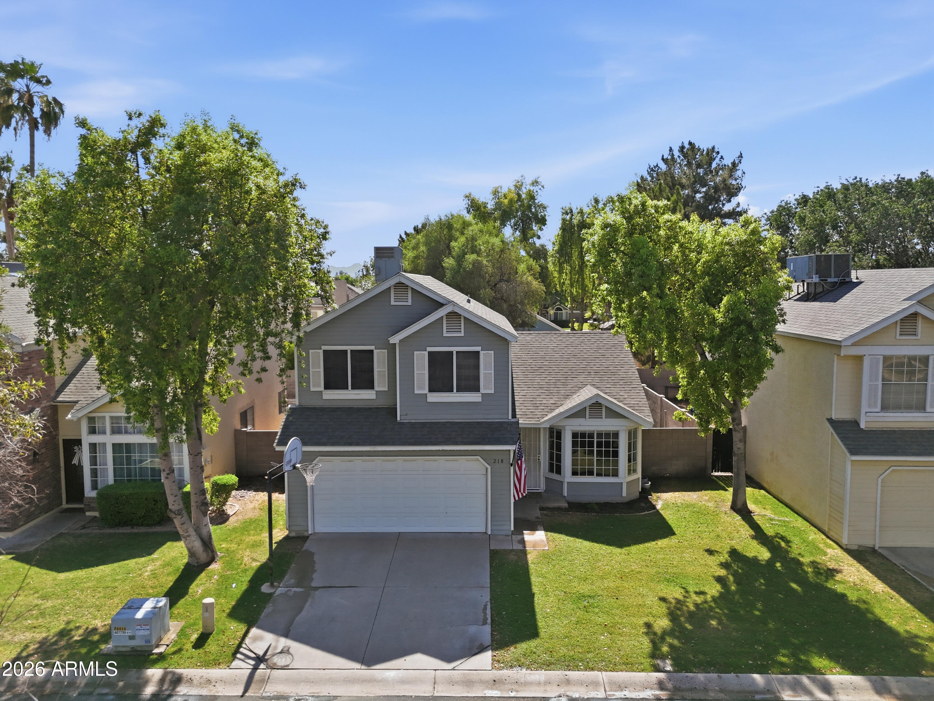 TWELVE OAKS - Residential