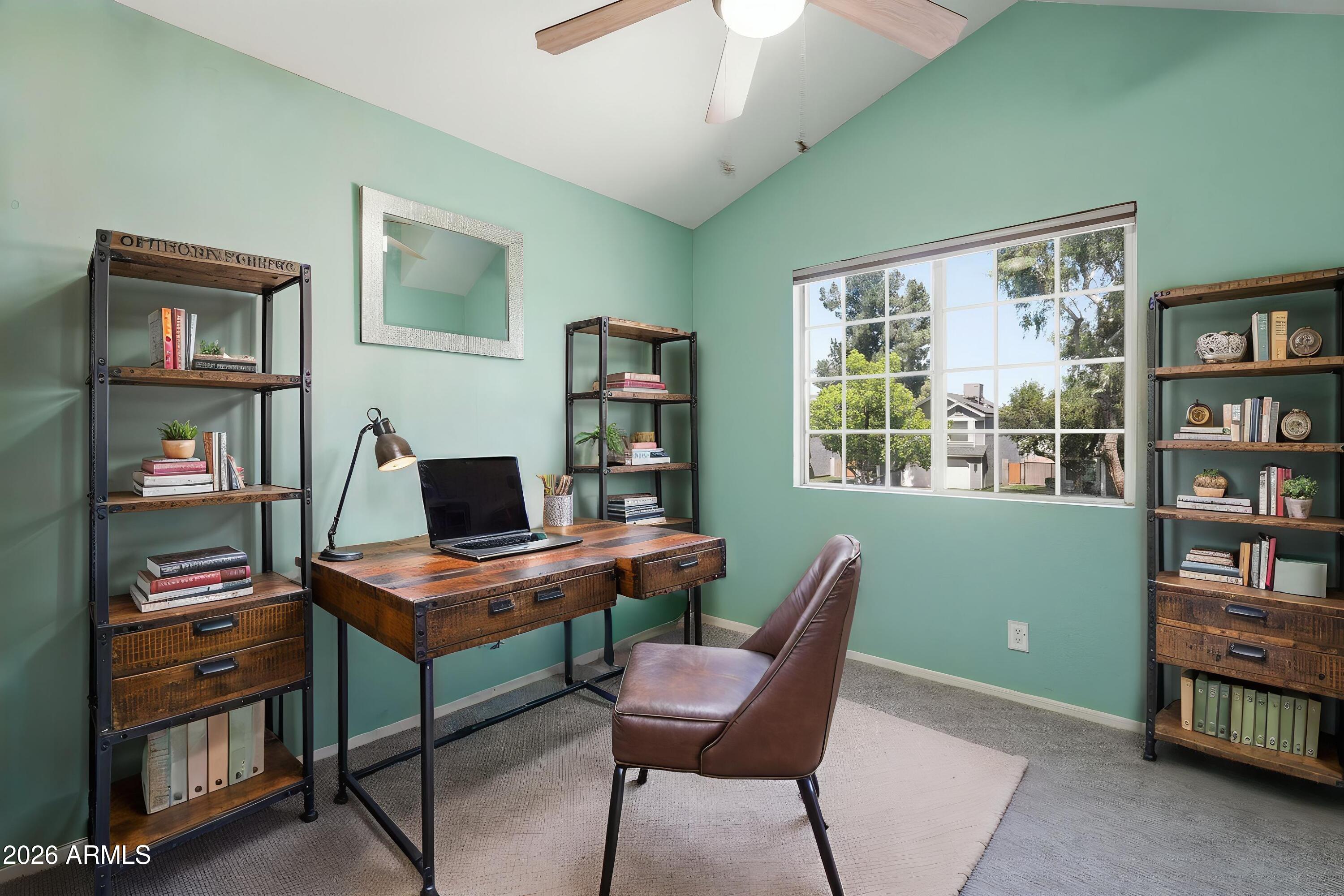 TWELVE OAKS - Residential