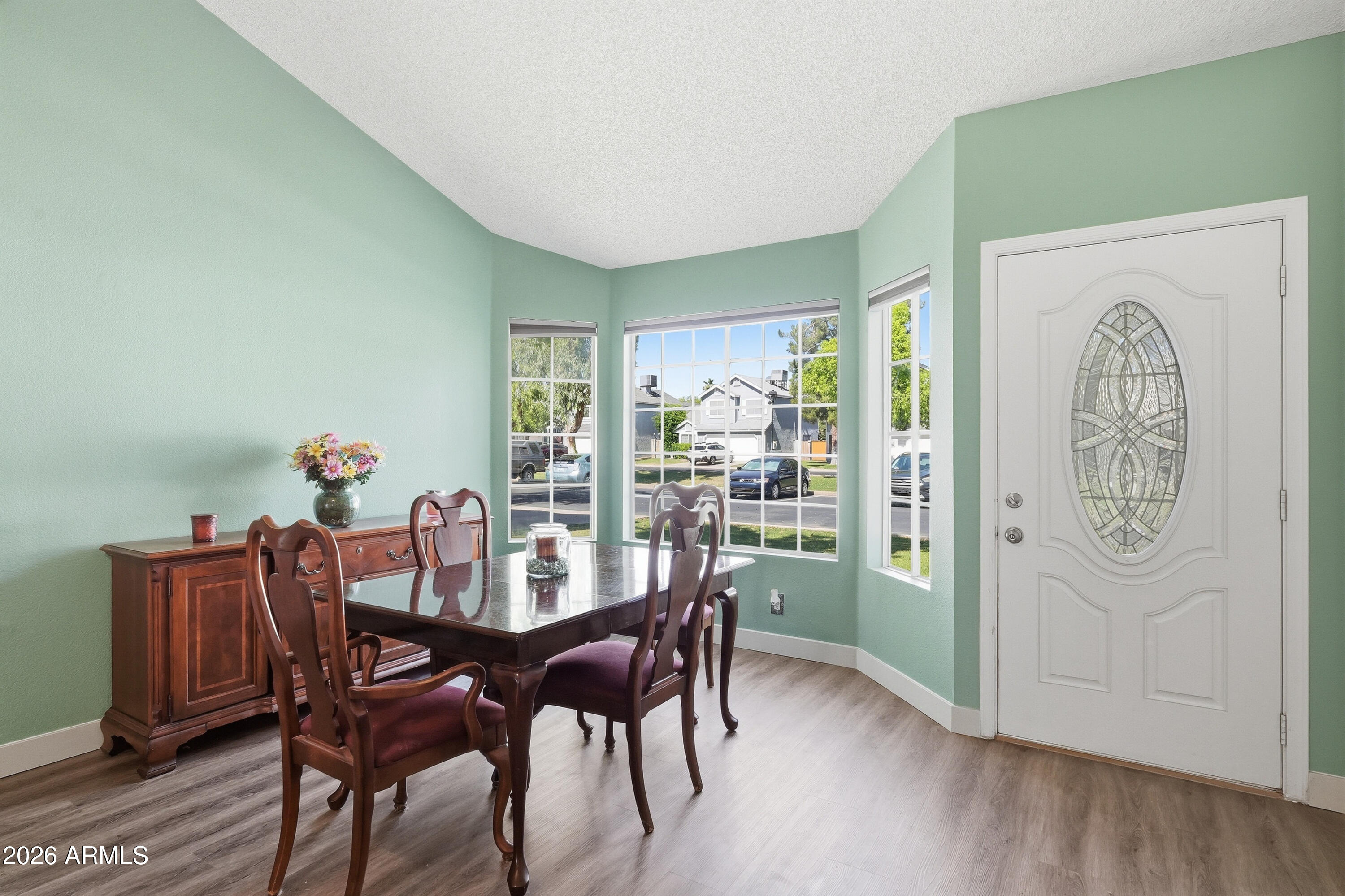 TWELVE OAKS - Residential