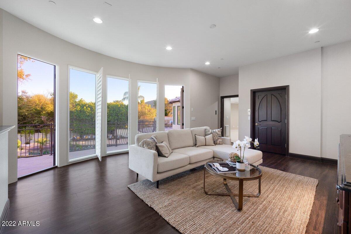 LA PLACE - Residential