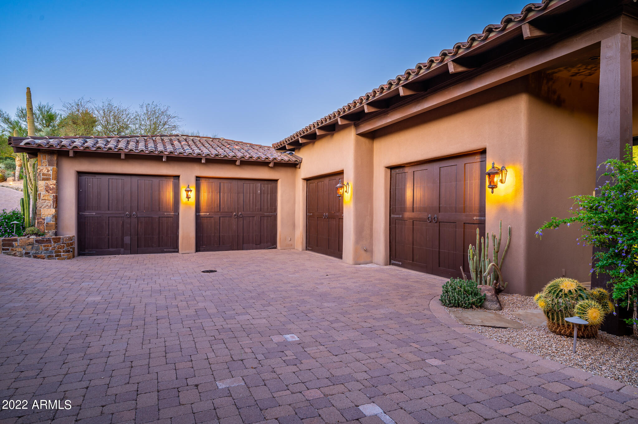 DESERT MOUNTAIN - Residential