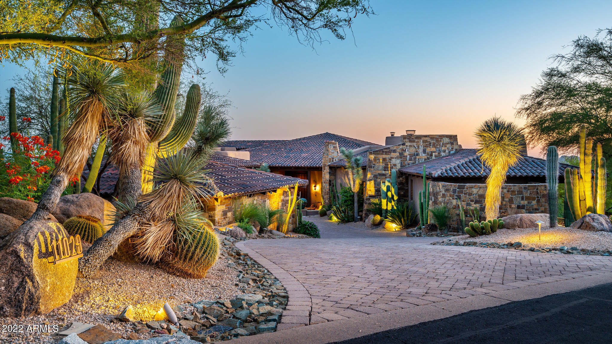 DESERT MOUNTAIN - Residential