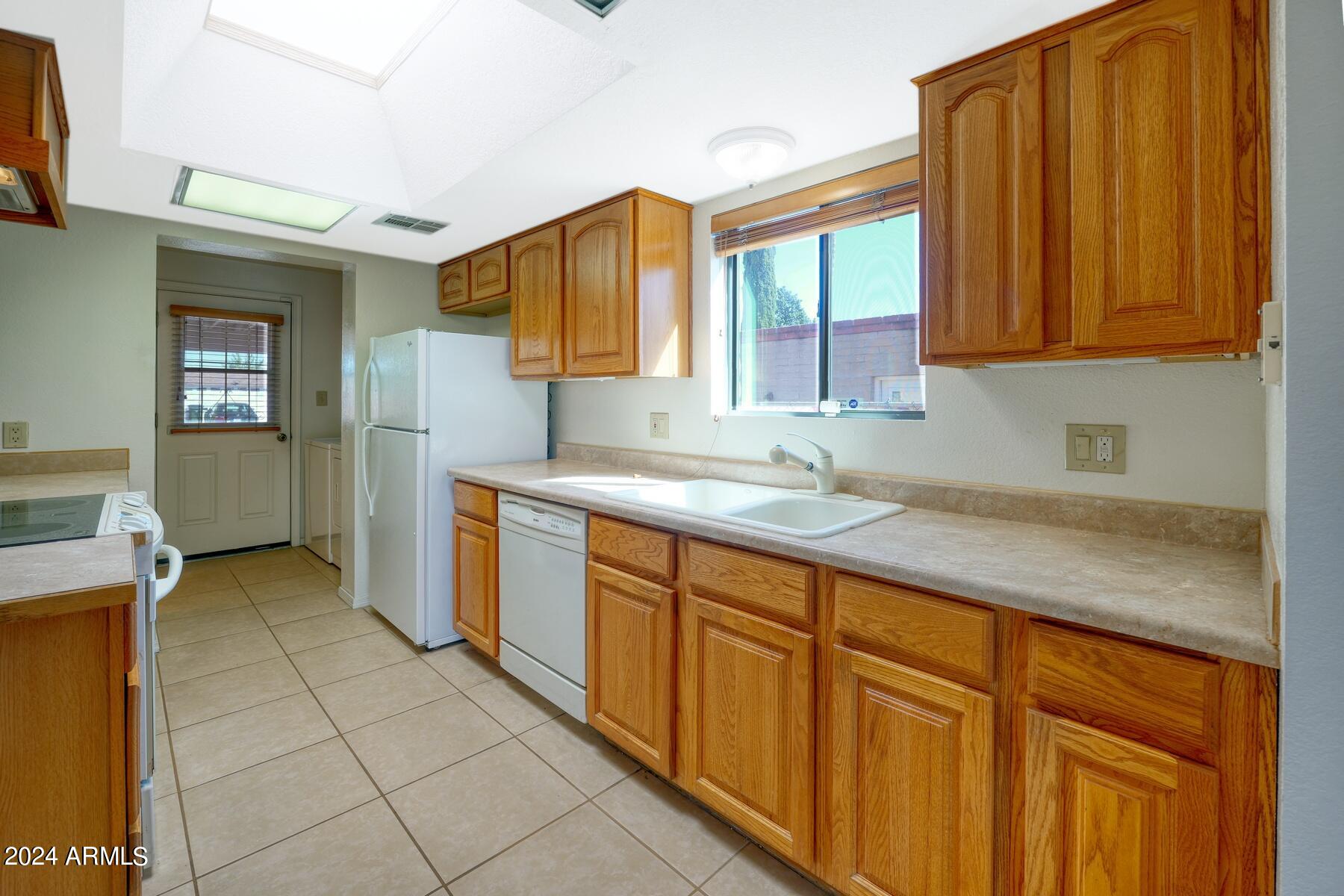 VISTA VILLAGE 2 - Residential