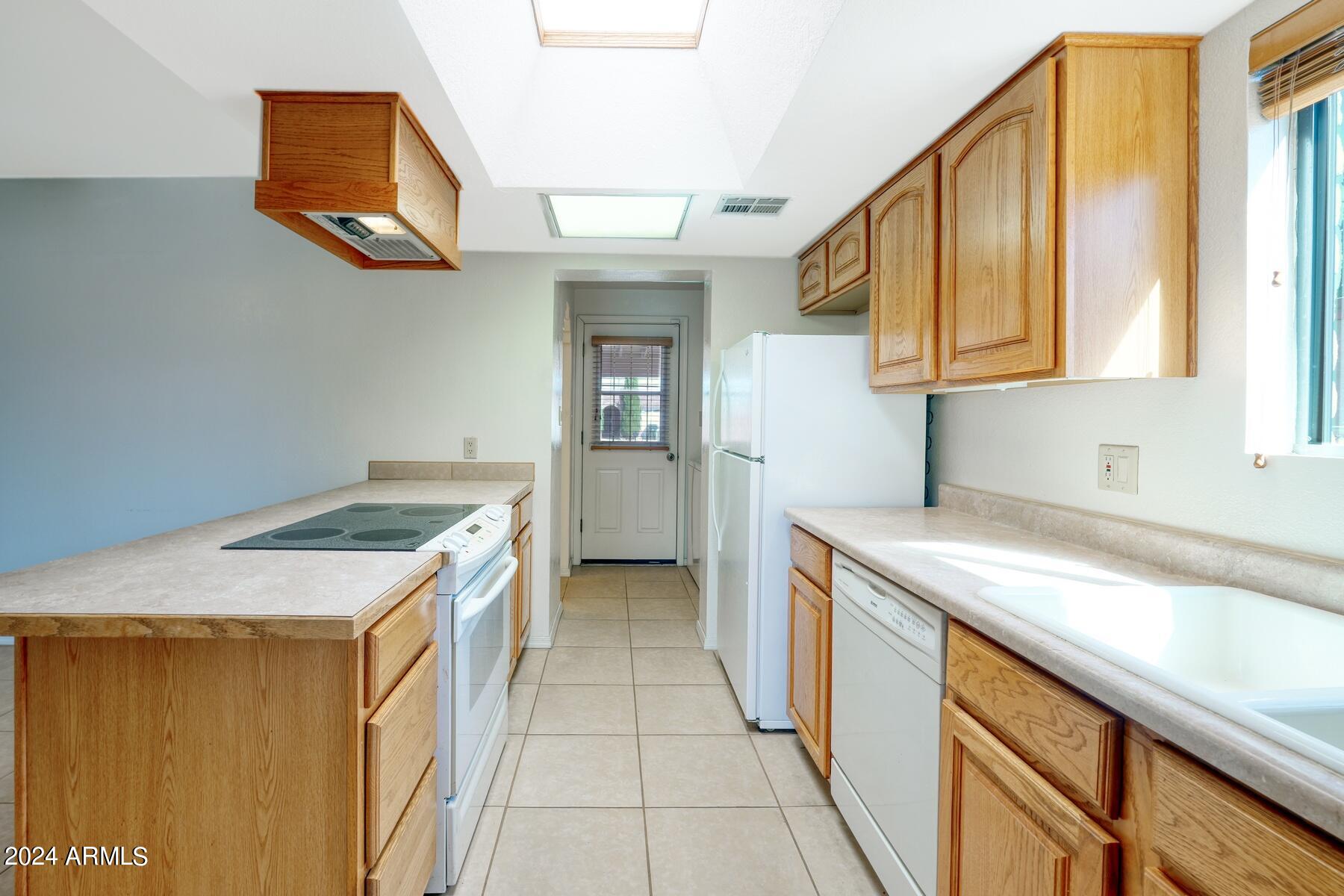 VISTA VILLAGE 2 - Residential
