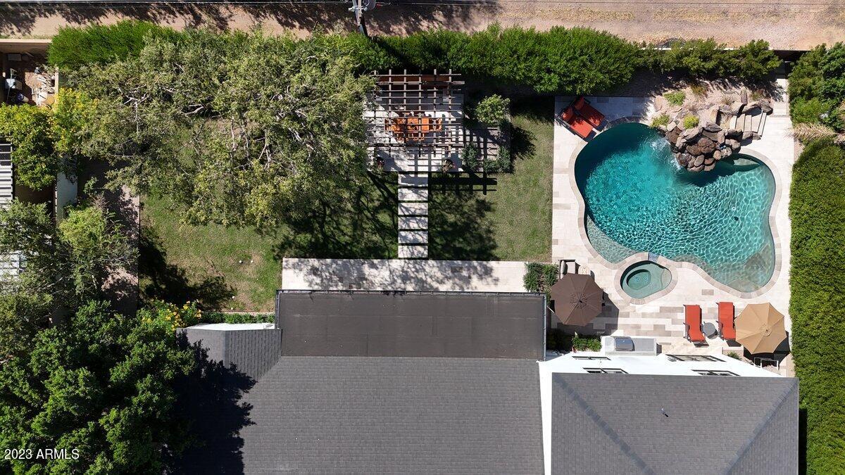 LAFAYETTE VILLA 5 - Residential