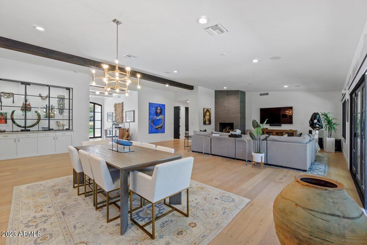 LAFAYETTE VILLA 5 - Residential