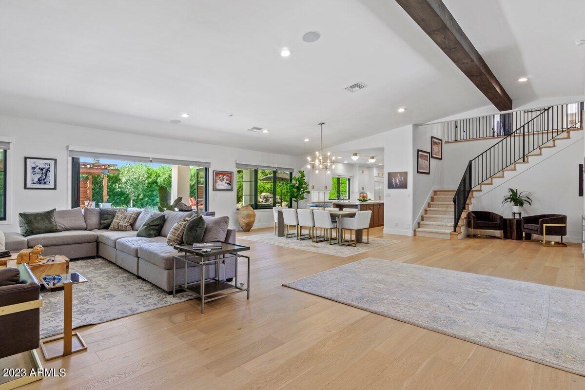 LAFAYETTE VILLA 5 - Residential