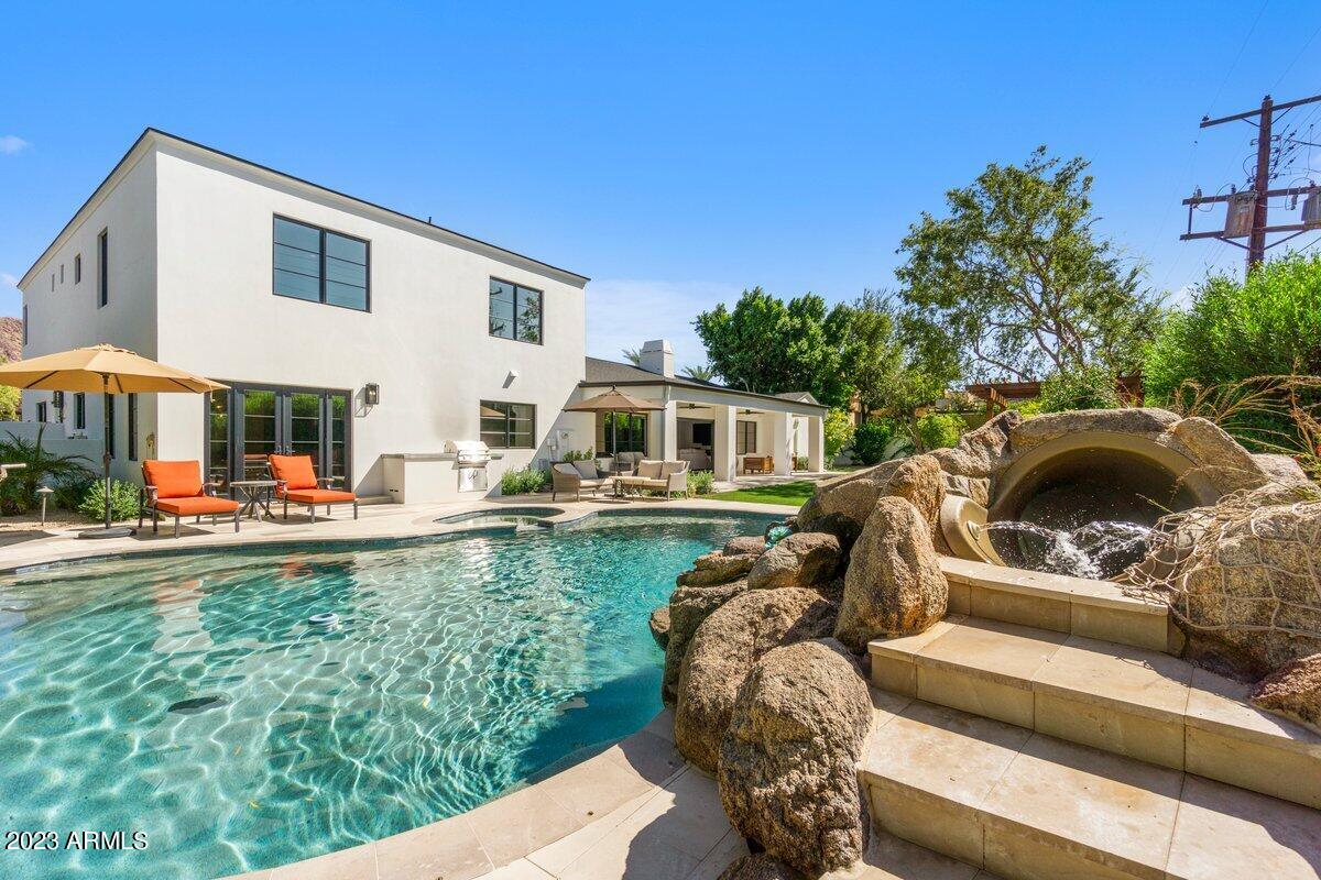 LAFAYETTE VILLA 5 - Residential