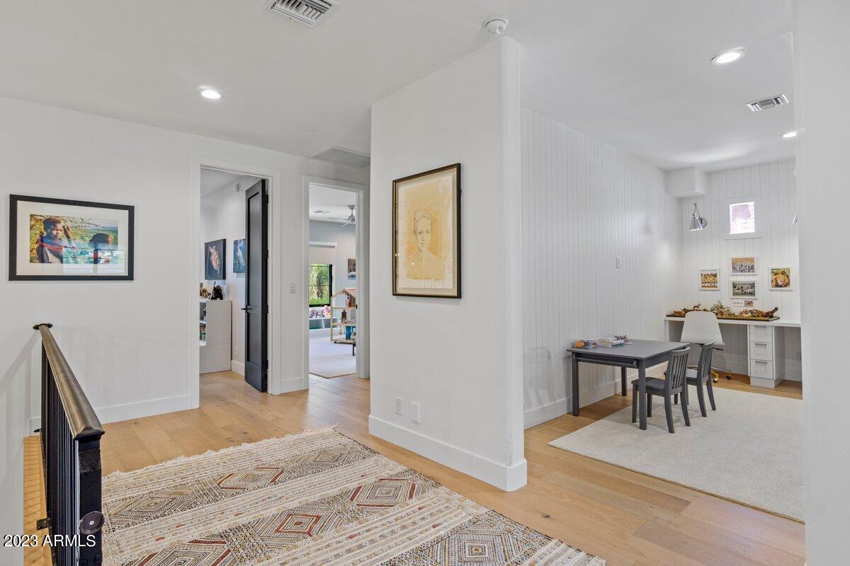 LAFAYETTE VILLA 5 - Residential