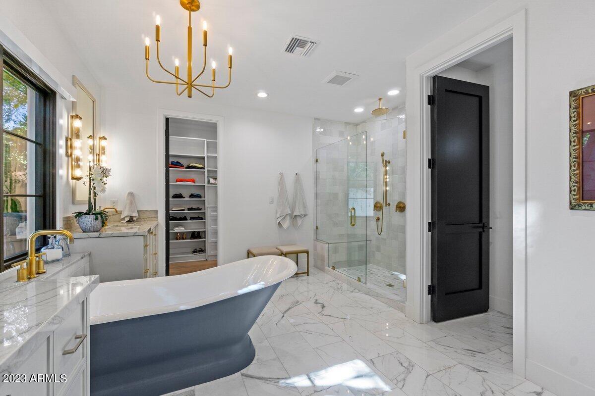 LAFAYETTE VILLA 5 - Residential