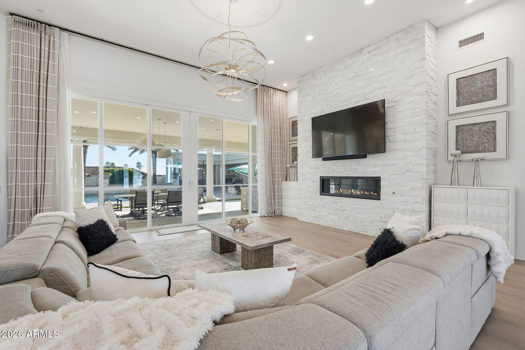 Metes % Bounds - Residential