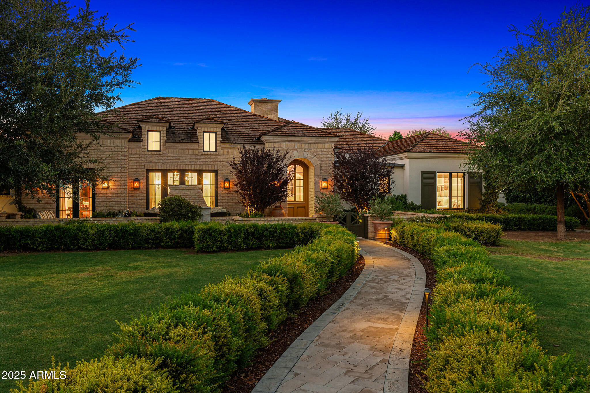 CASA BLANCA ESTATES LOT 1-19 38-56 - Residential