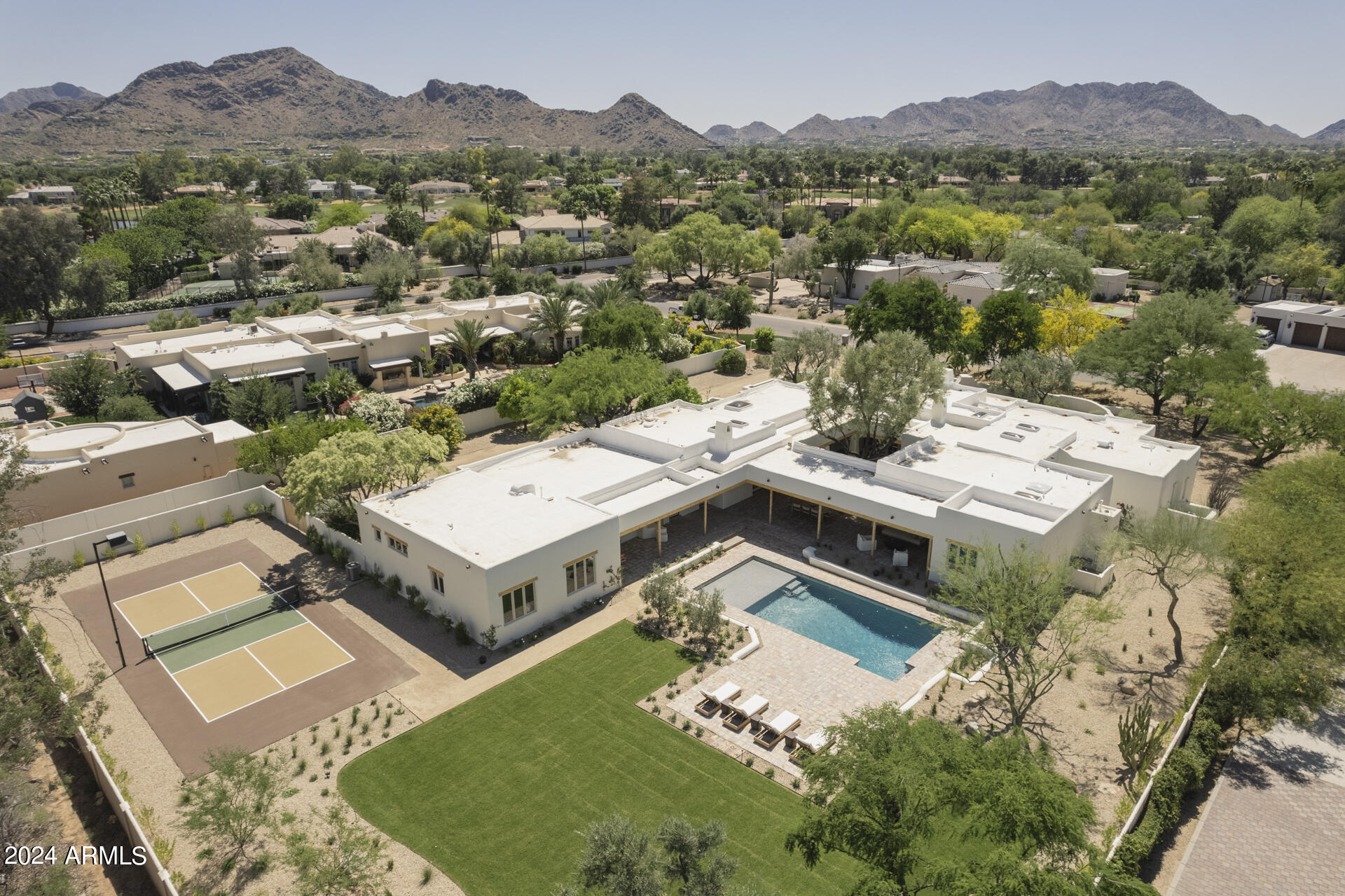 PARADISE GREEN - Residential