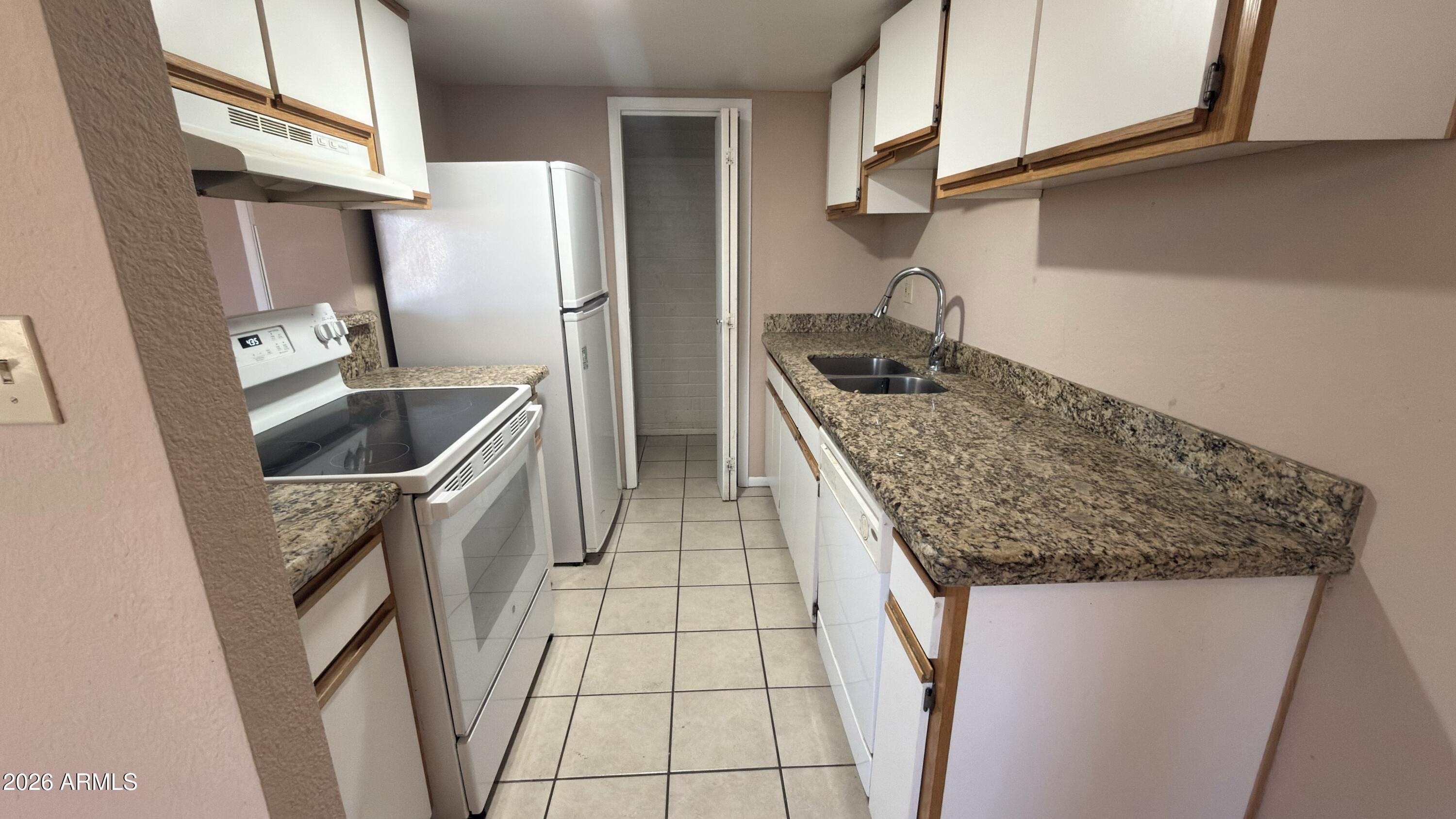 HALLCRAFT VILLAS EAST CONDOMINIUM - Residential