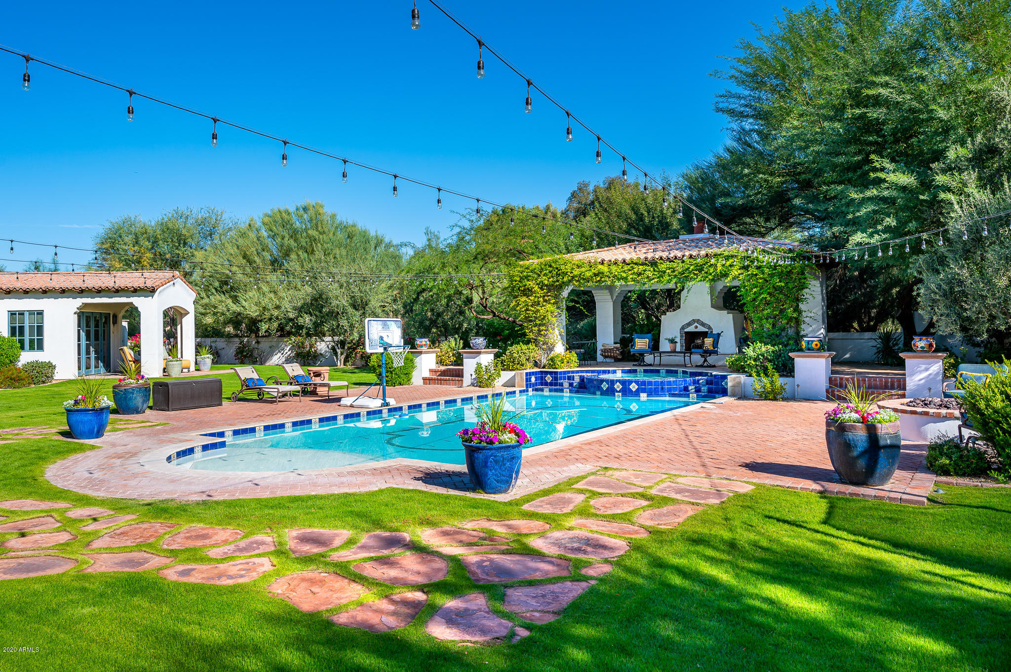 EQUESTRIAN TRAILS - Residential