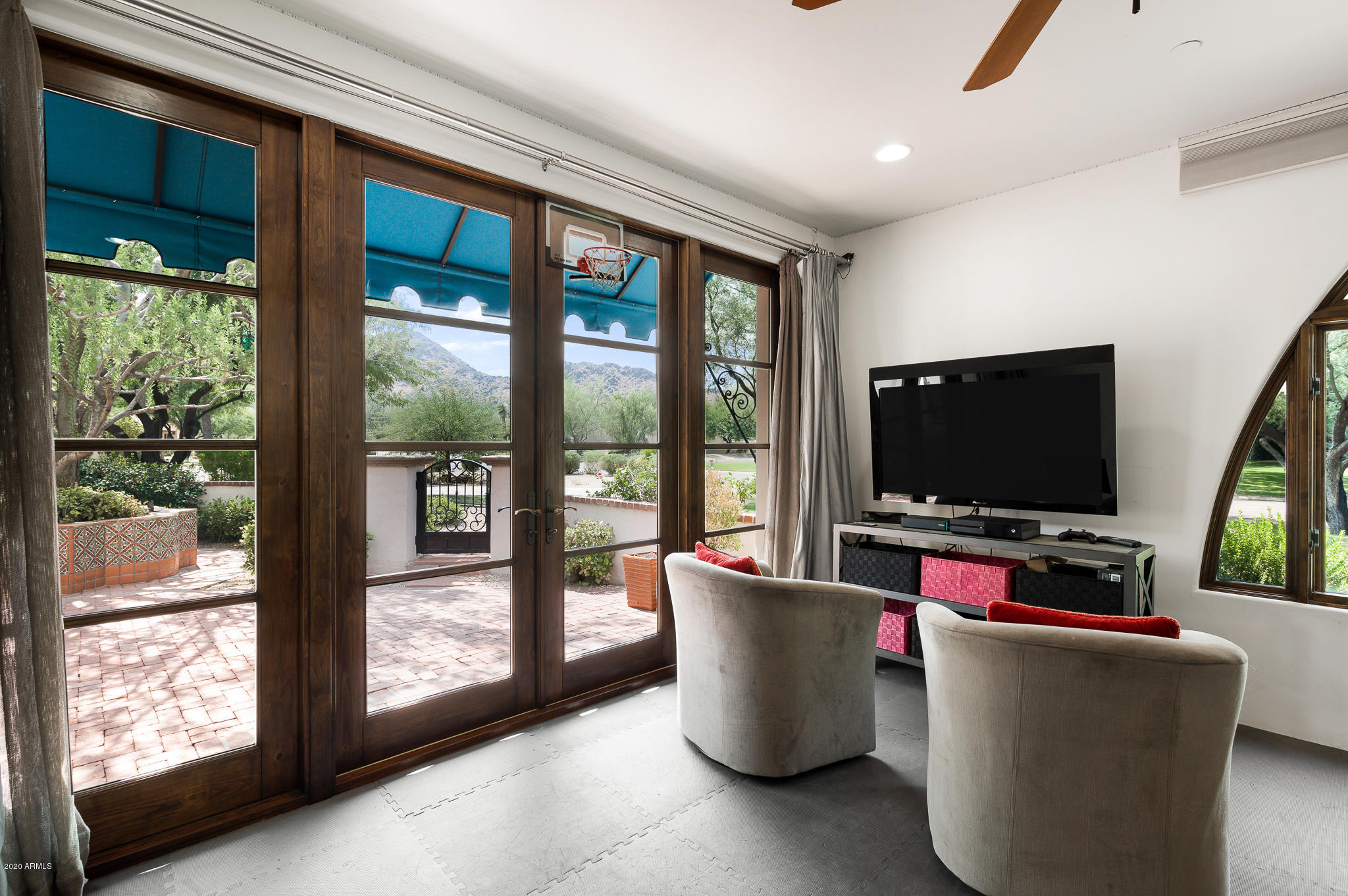 EQUESTRIAN TRAILS - Residential