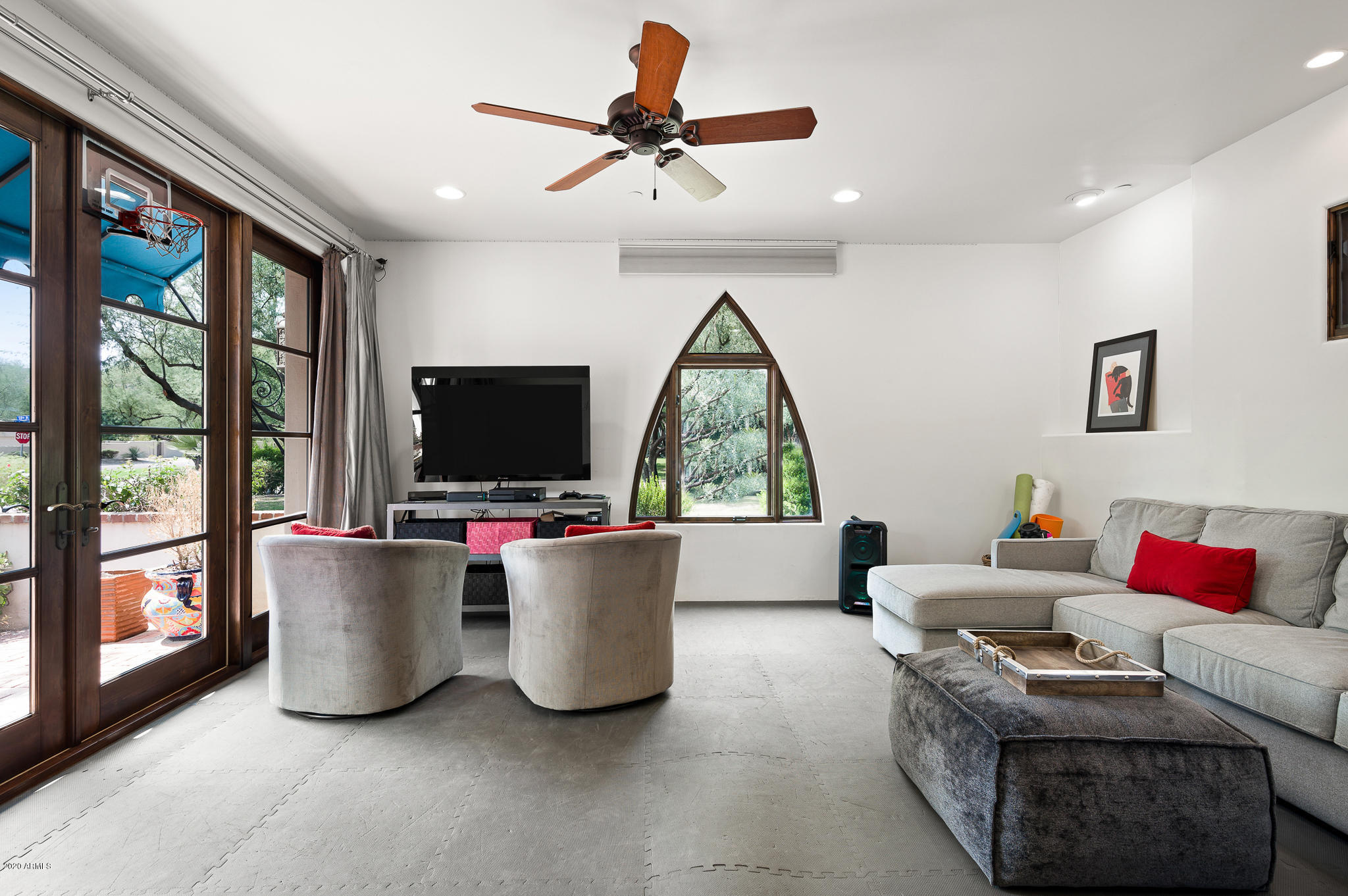 EQUESTRIAN TRAILS - Residential