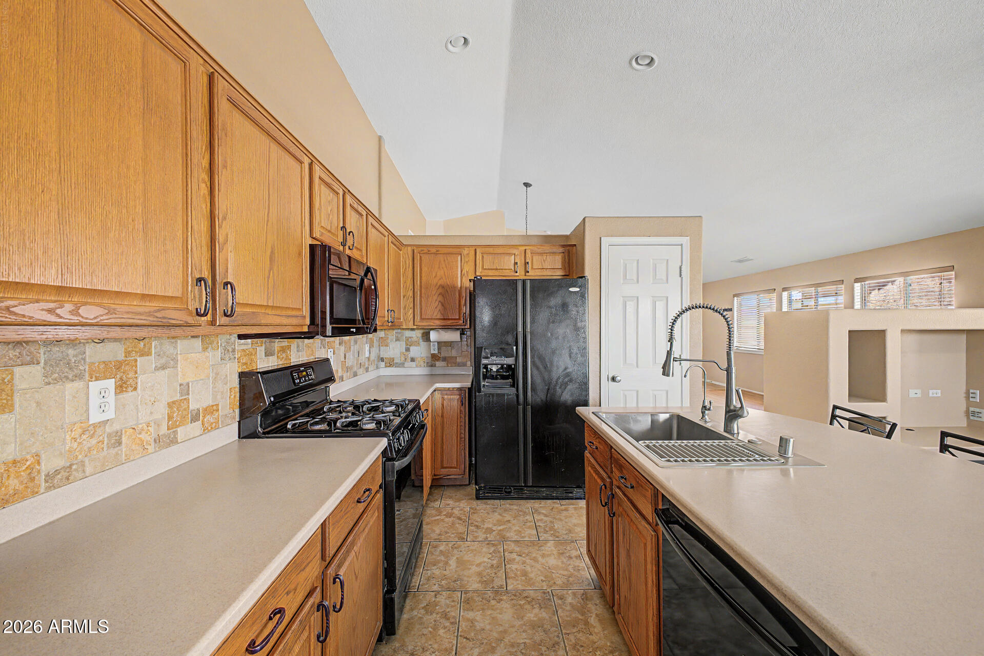 ESTRELLA MOUNTAIN RANCH PARCEL 196A - Residential Lease