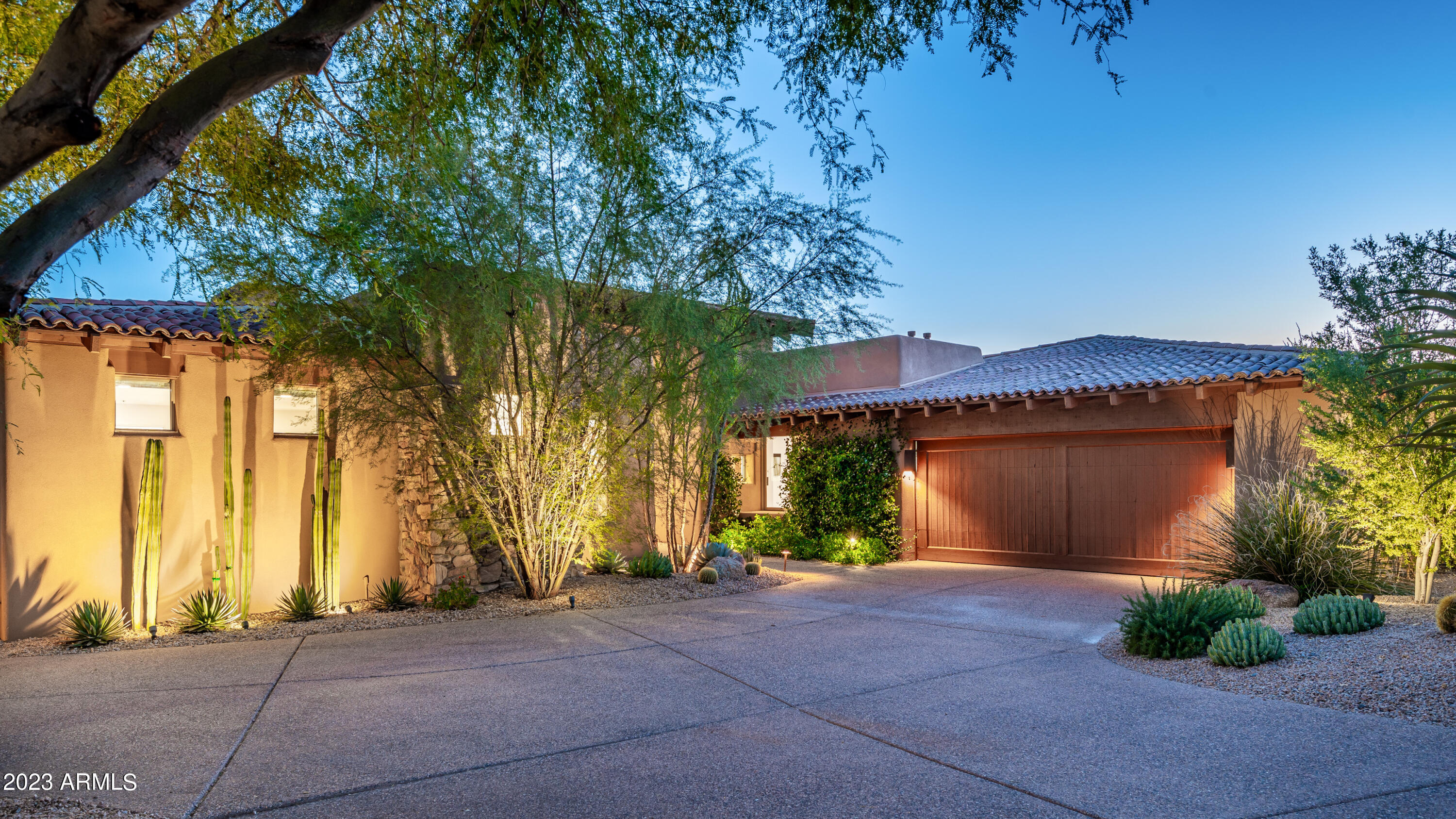 DESERT MOUNTAIN - Residential