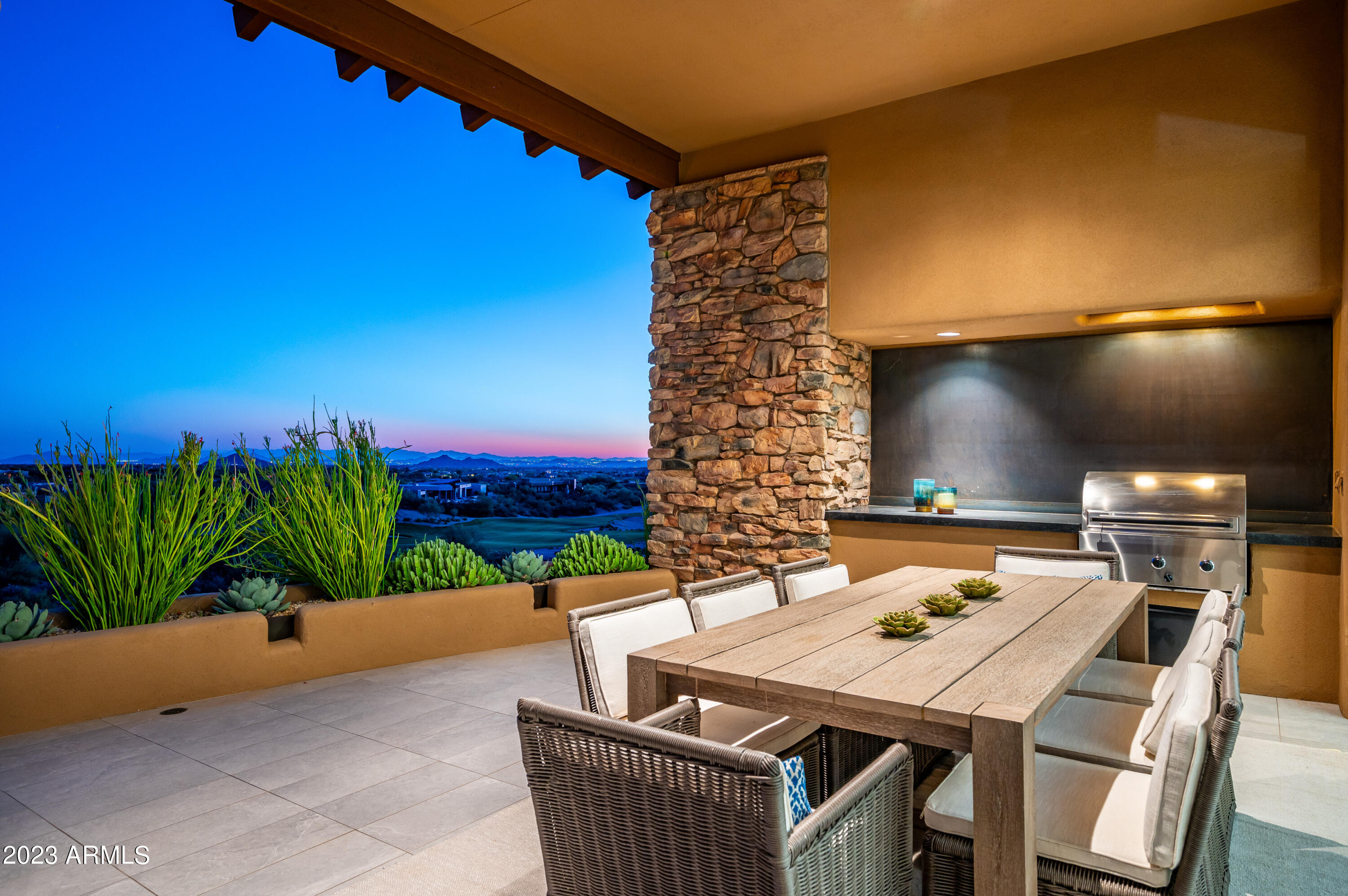 DESERT MOUNTAIN - Residential