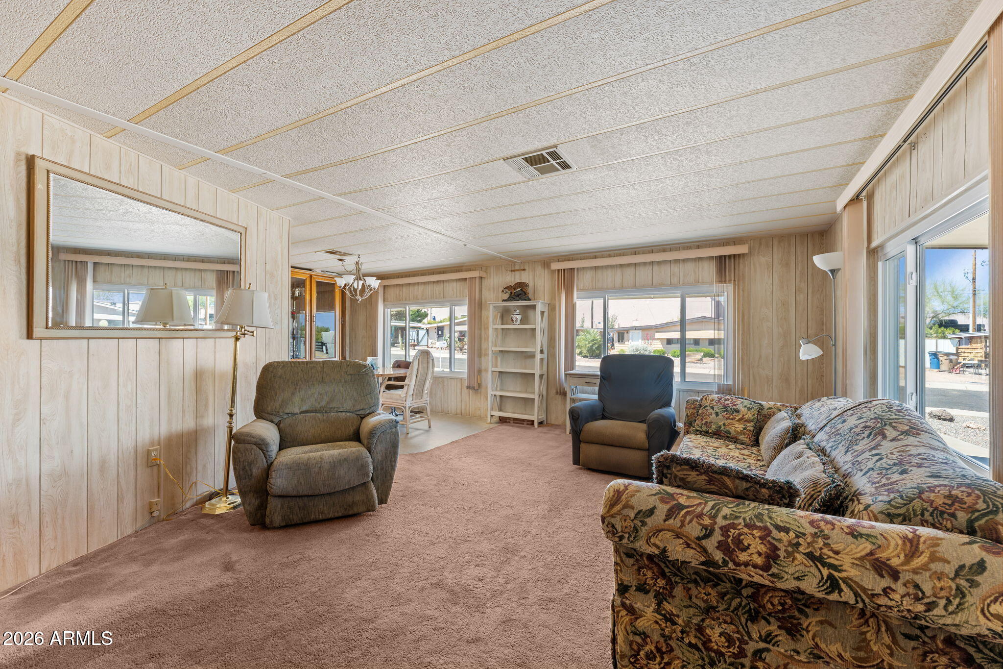 SMOKETREE ESTATES - Residential