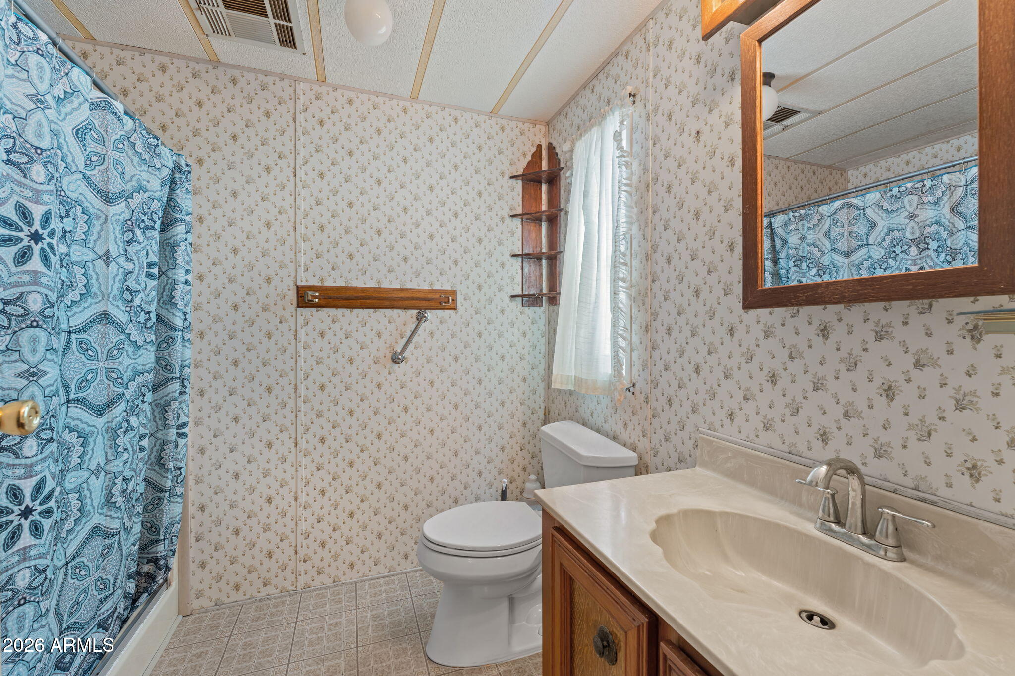 SMOKETREE ESTATES - Residential