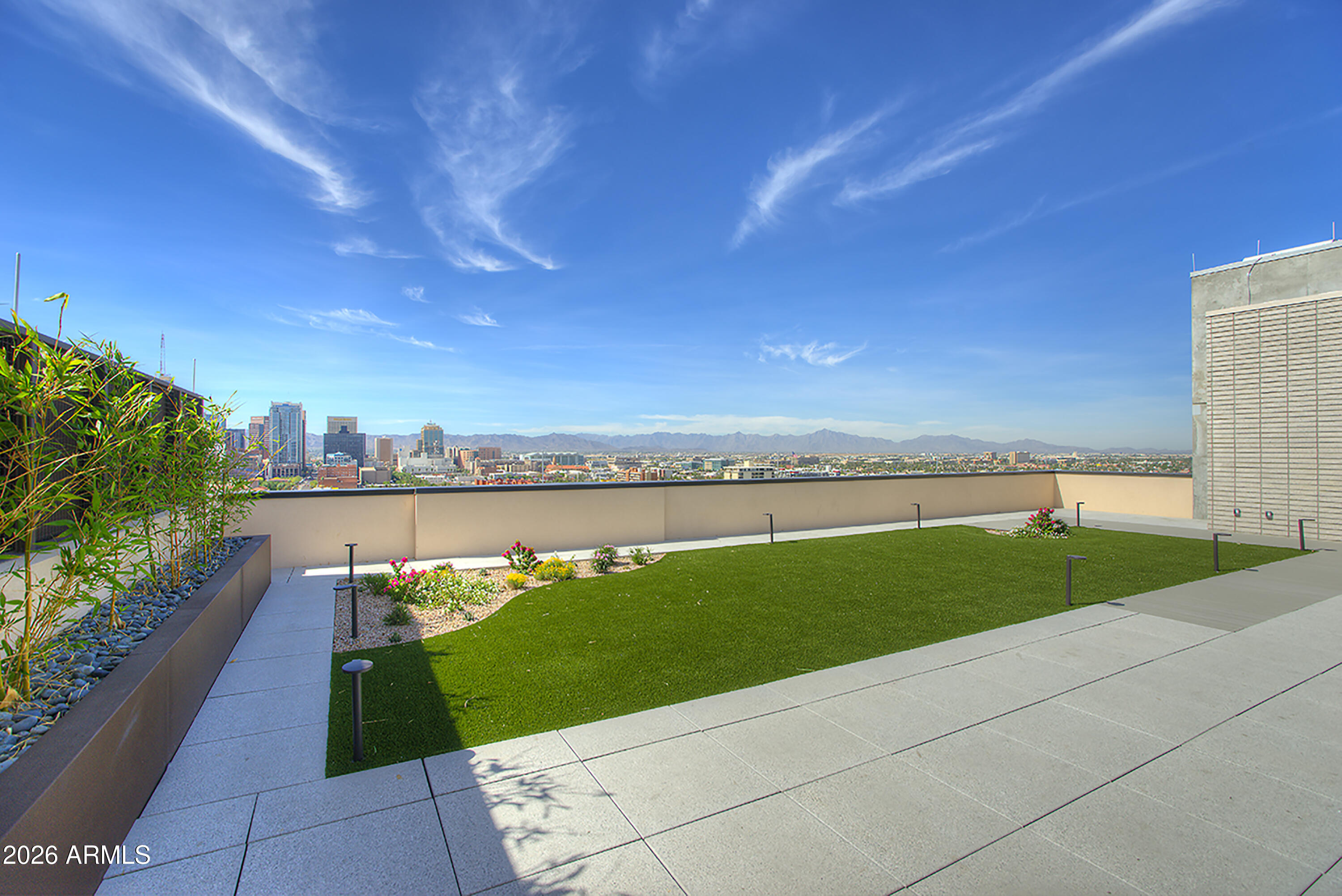 PORTLAND ON THE PARK CONDOMINIUMS 1ST AMD - Residential