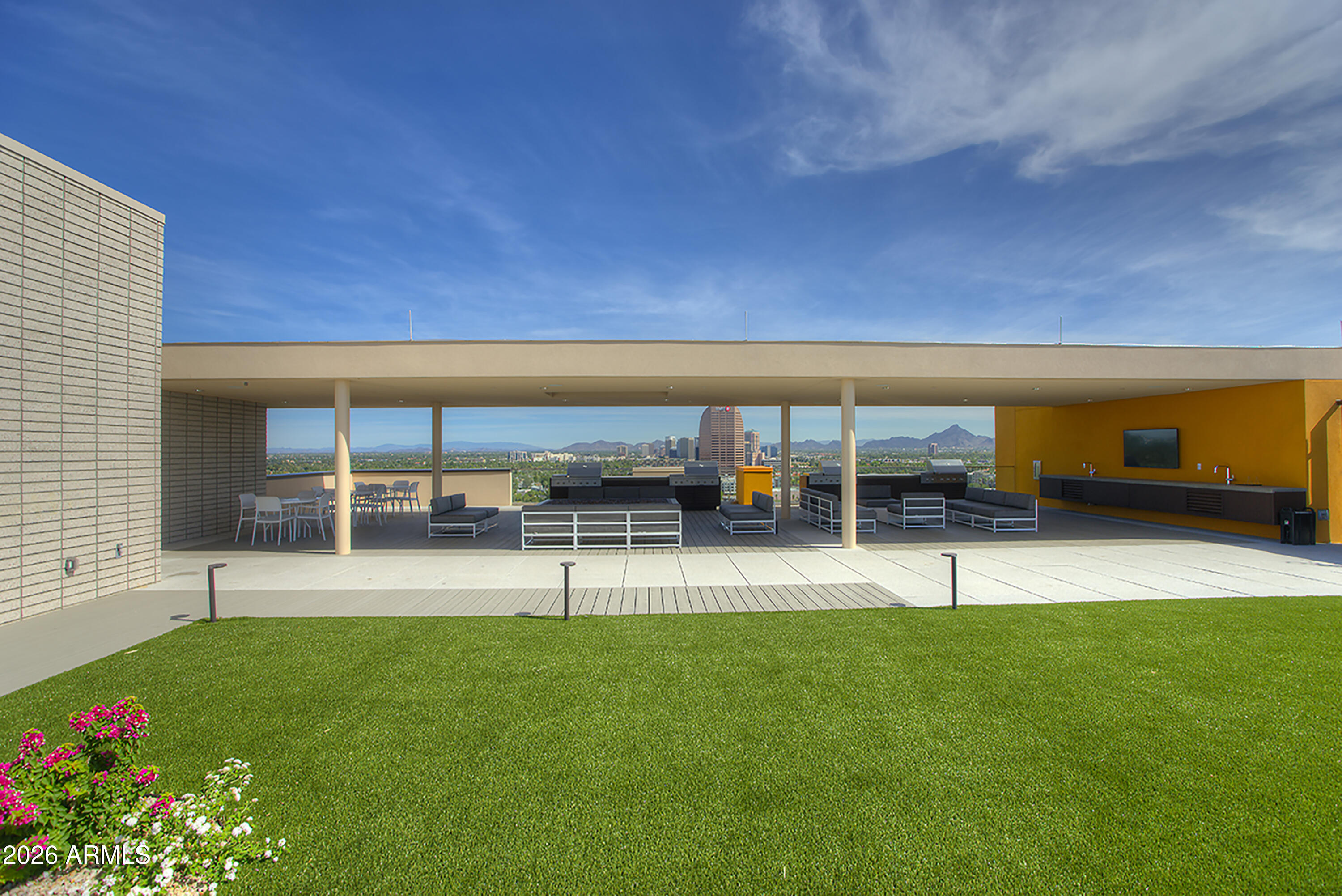 PORTLAND ON THE PARK CONDOMINIUMS 1ST AMD - Residential