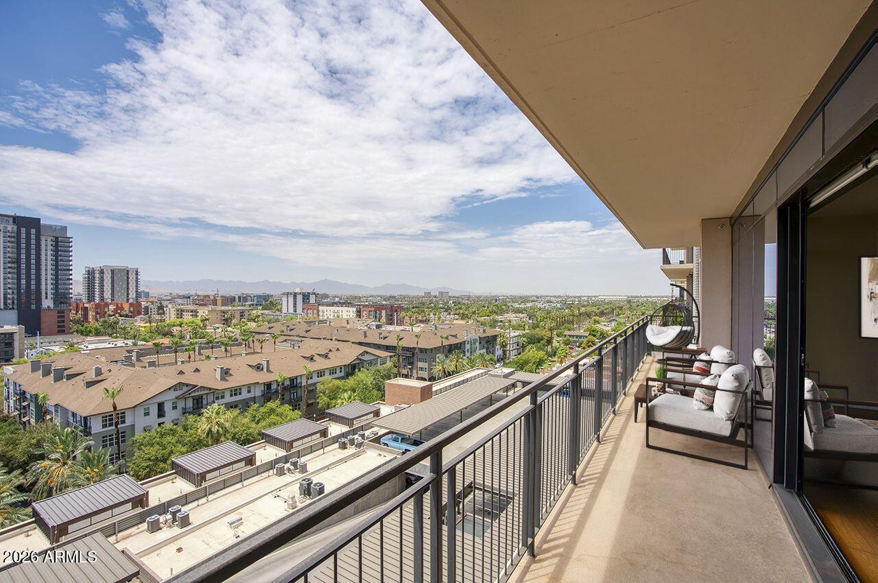 PORTLAND ON THE PARK CONDOMINIUMS 1ST AMD - Residential