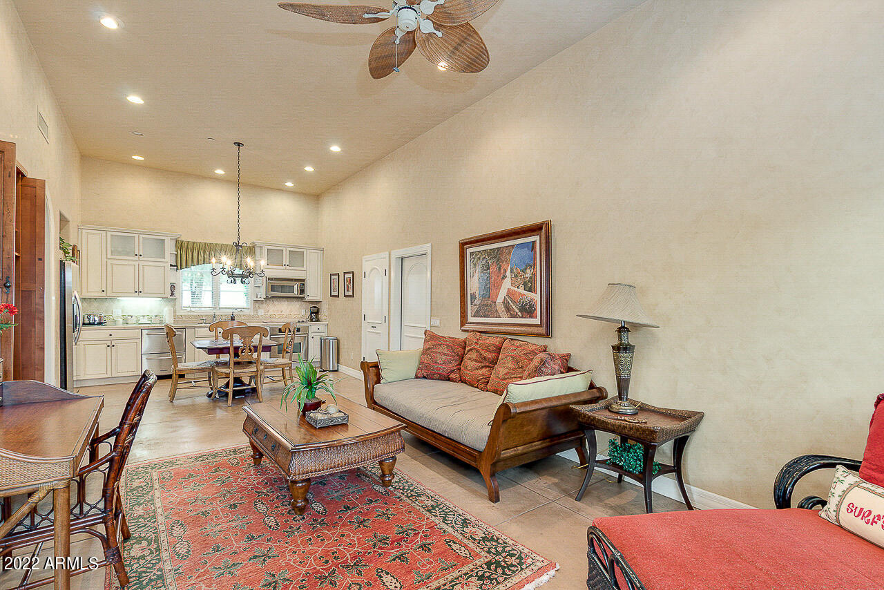 HUMMINGBIRD VISTA - Residential