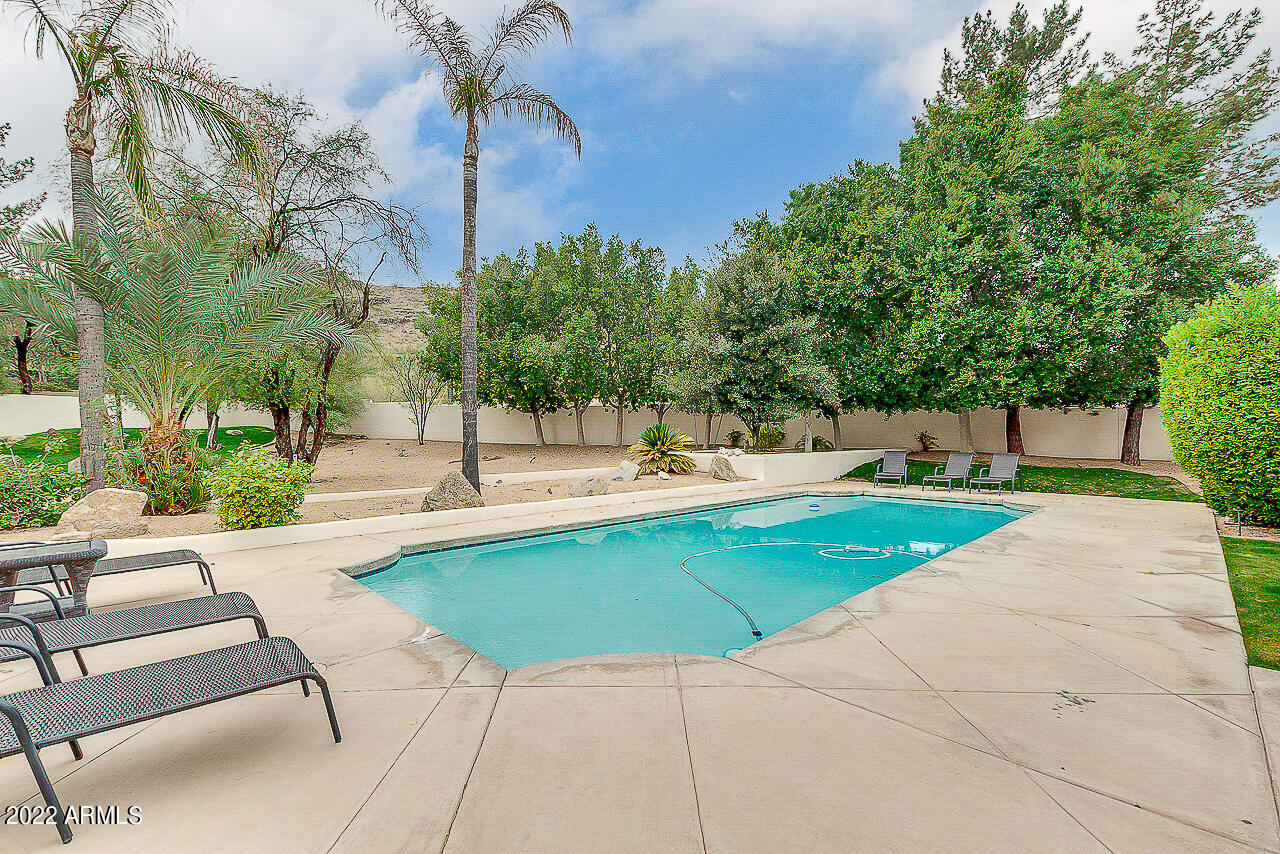 HUMMINGBIRD VISTA - Residential