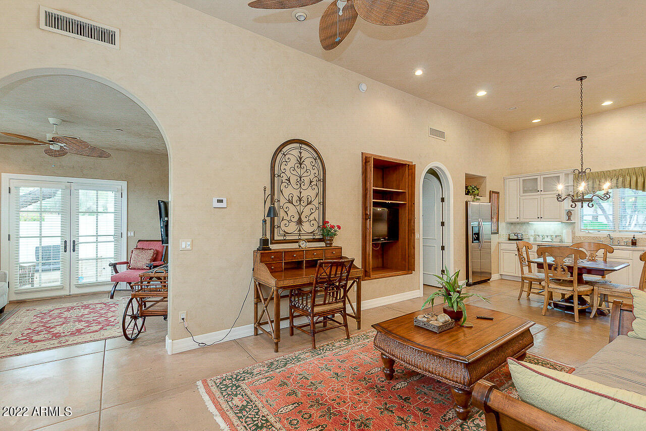HUMMINGBIRD VISTA - Residential