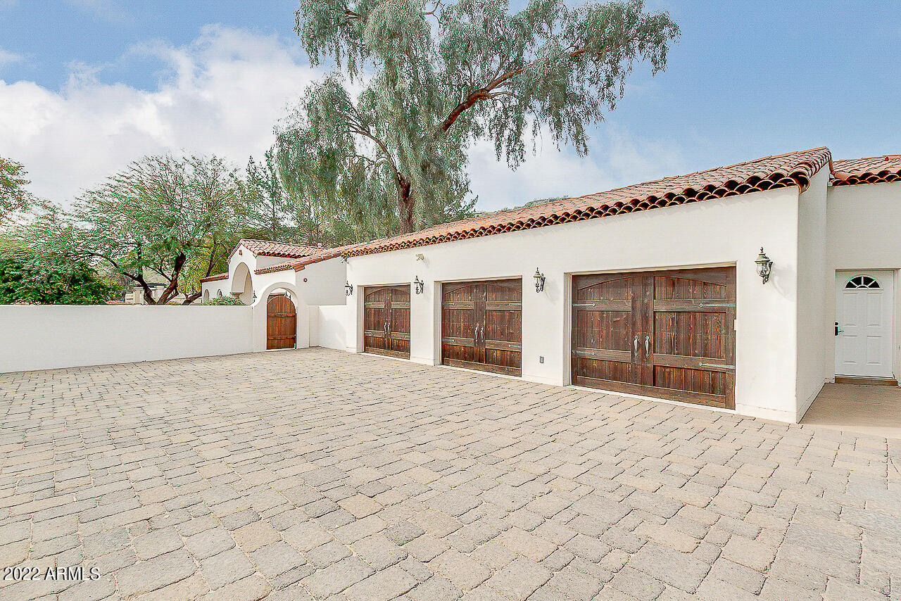HUMMINGBIRD VISTA - Residential