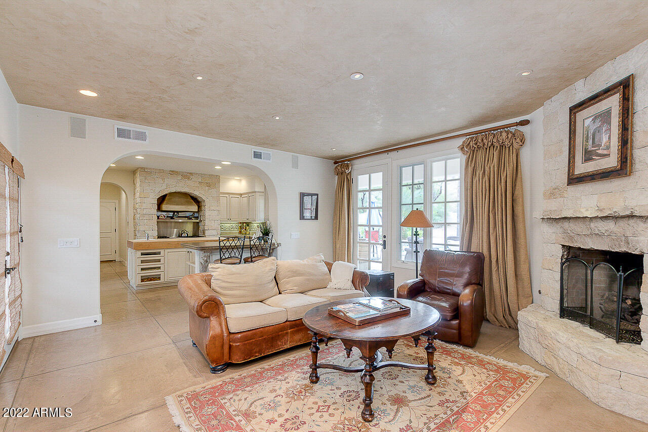 HUMMINGBIRD VISTA - Residential