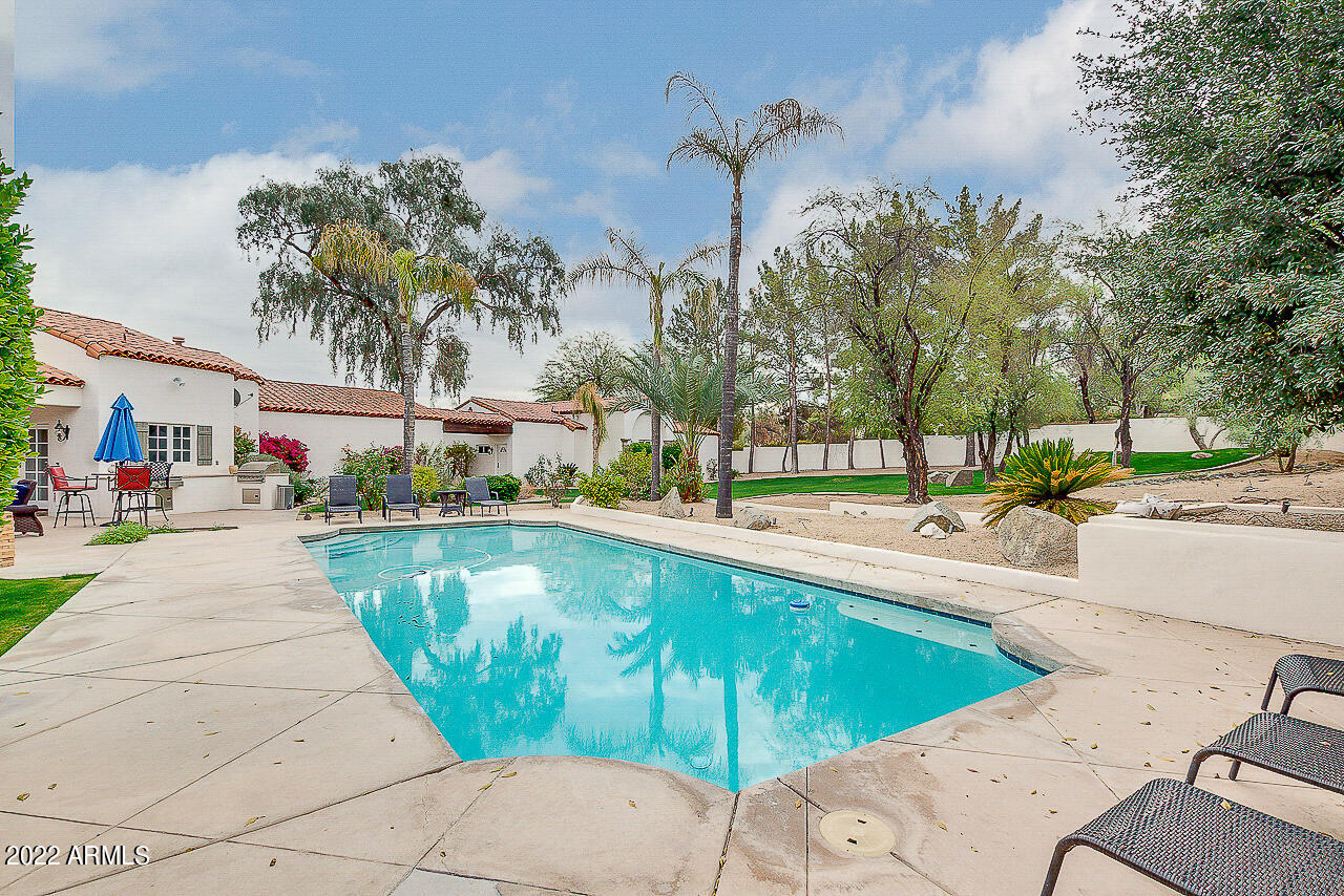 HUMMINGBIRD VISTA - Residential