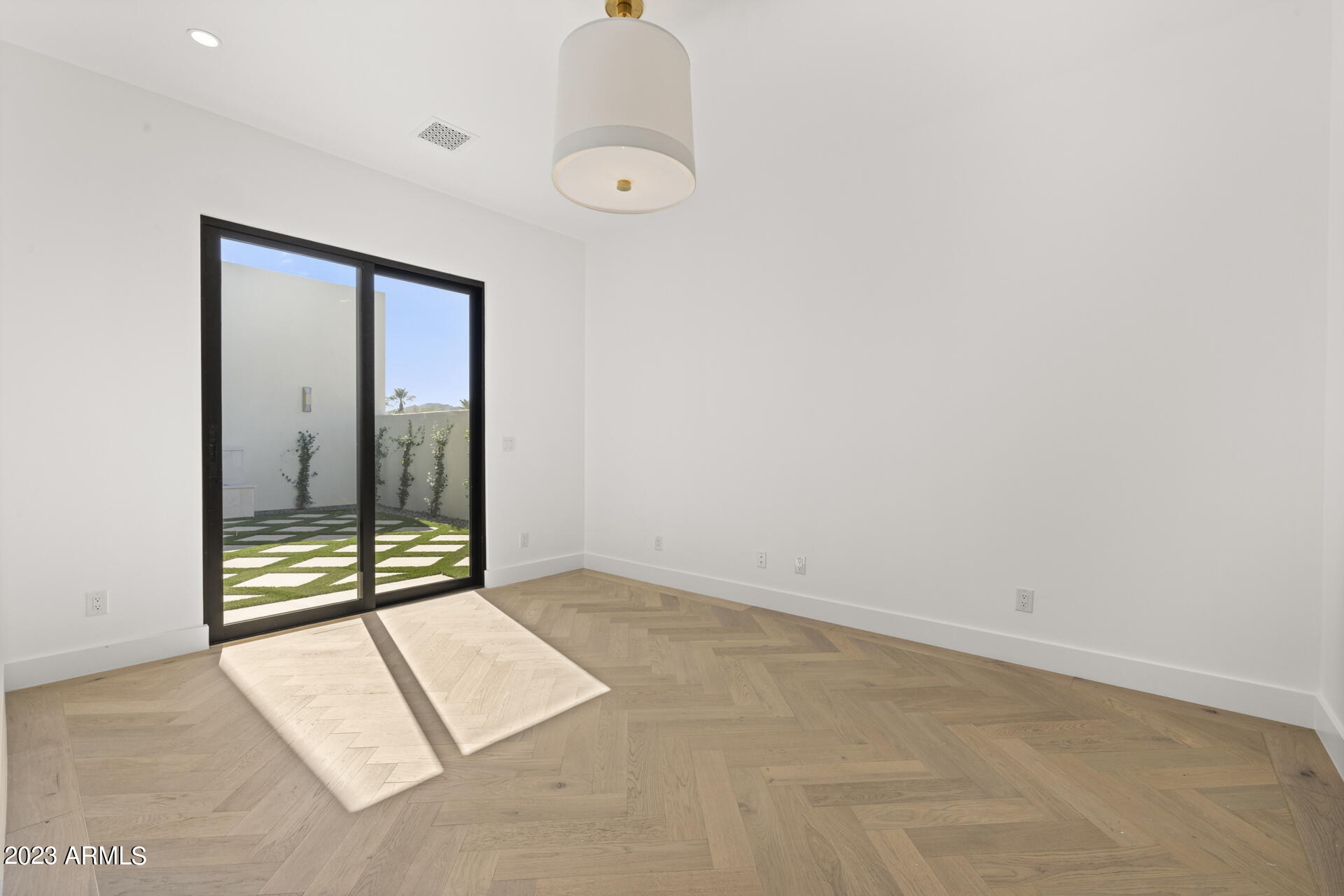MOCKINGBIRD MEADOWS - Residential