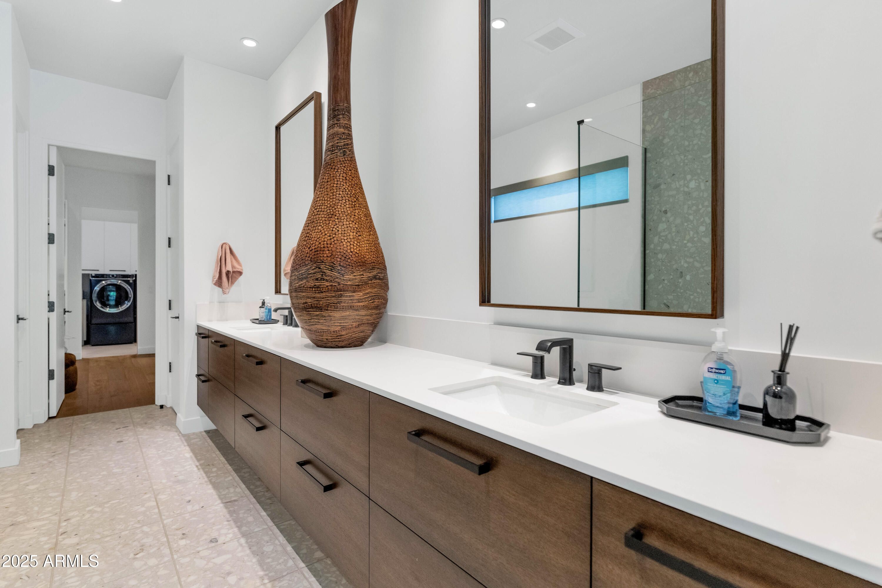PHOENICIAN PARCEL F - Residential