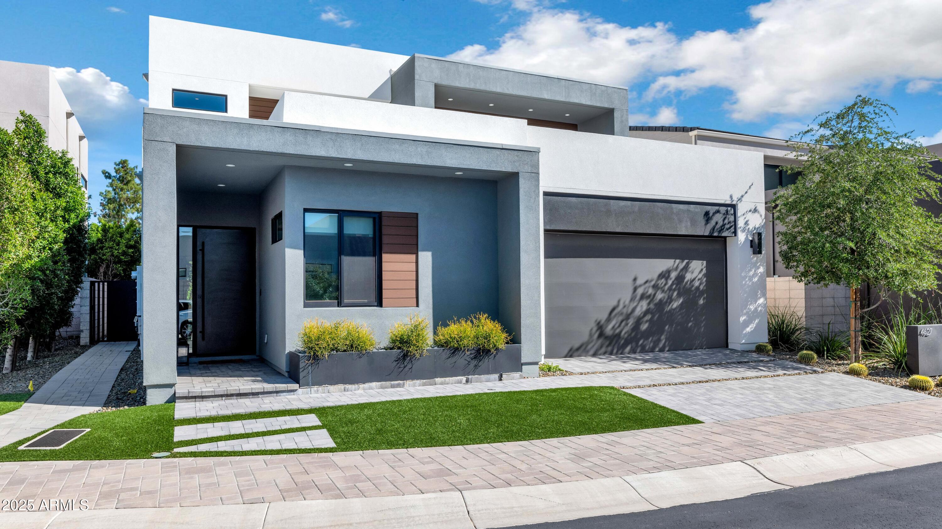 PHOENICIAN PARCEL F - Residential